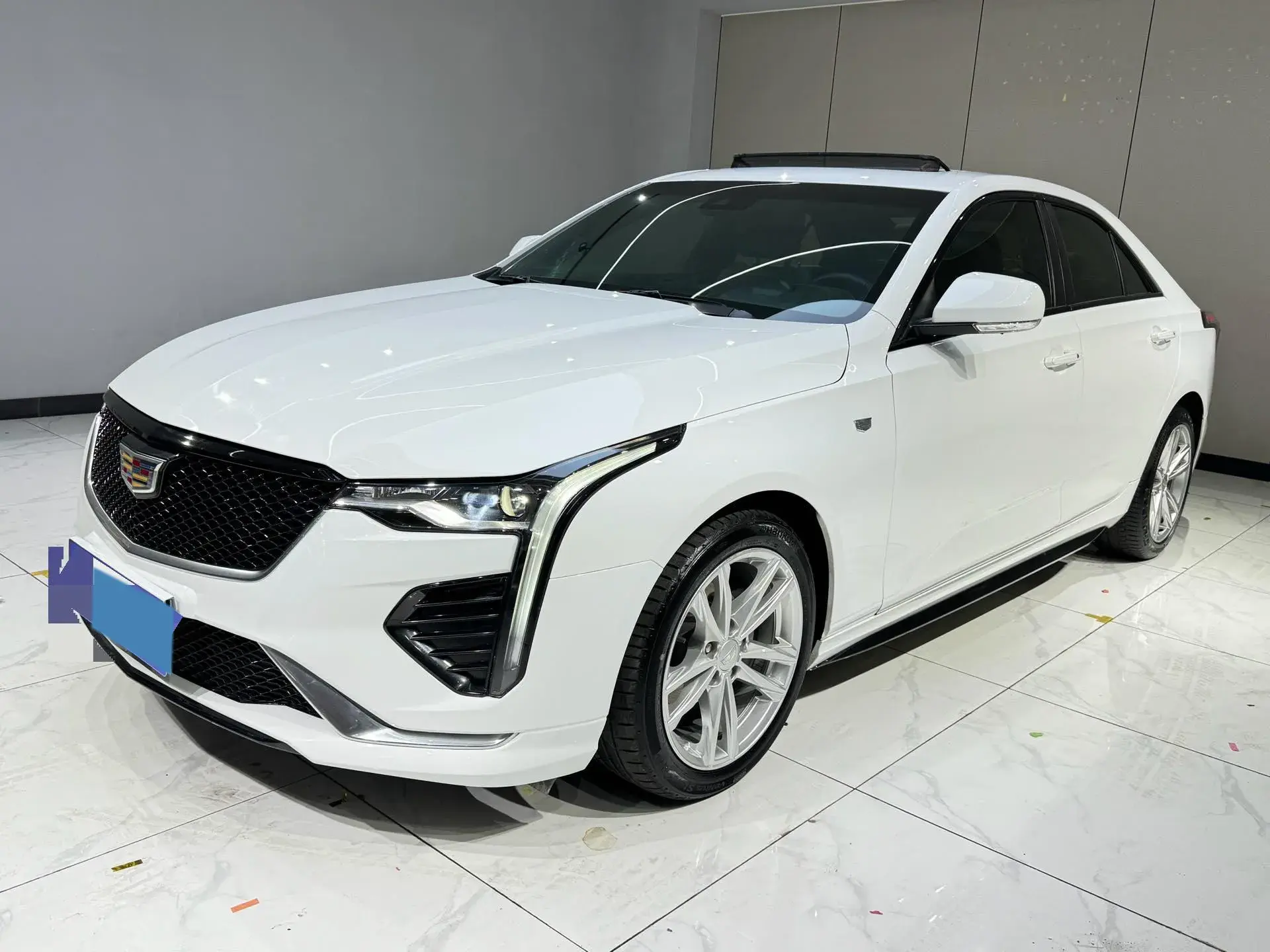 2021 CADILLAC CT4 view 1