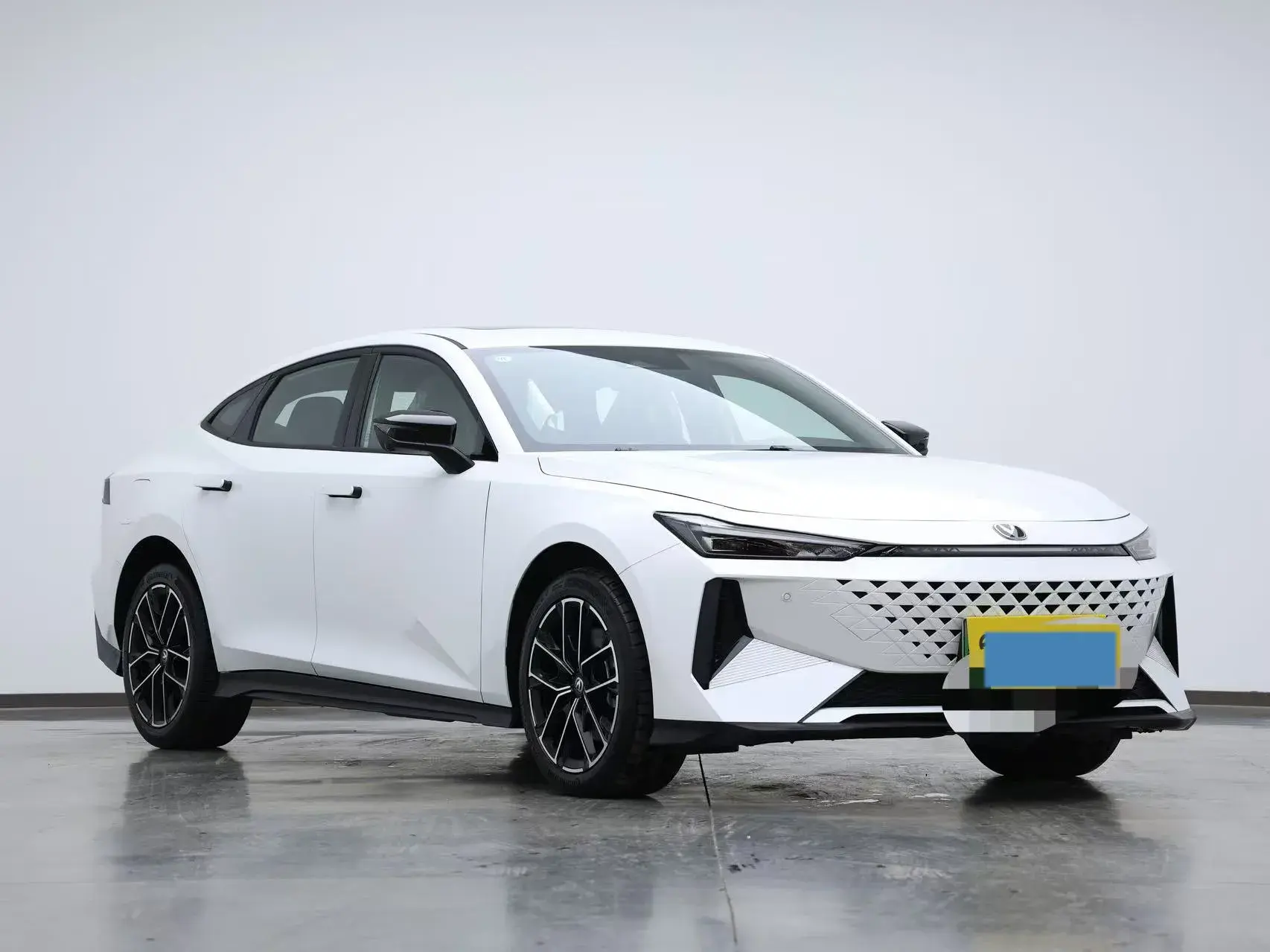 2024 CHANGAN UNI-V thumbnail 3