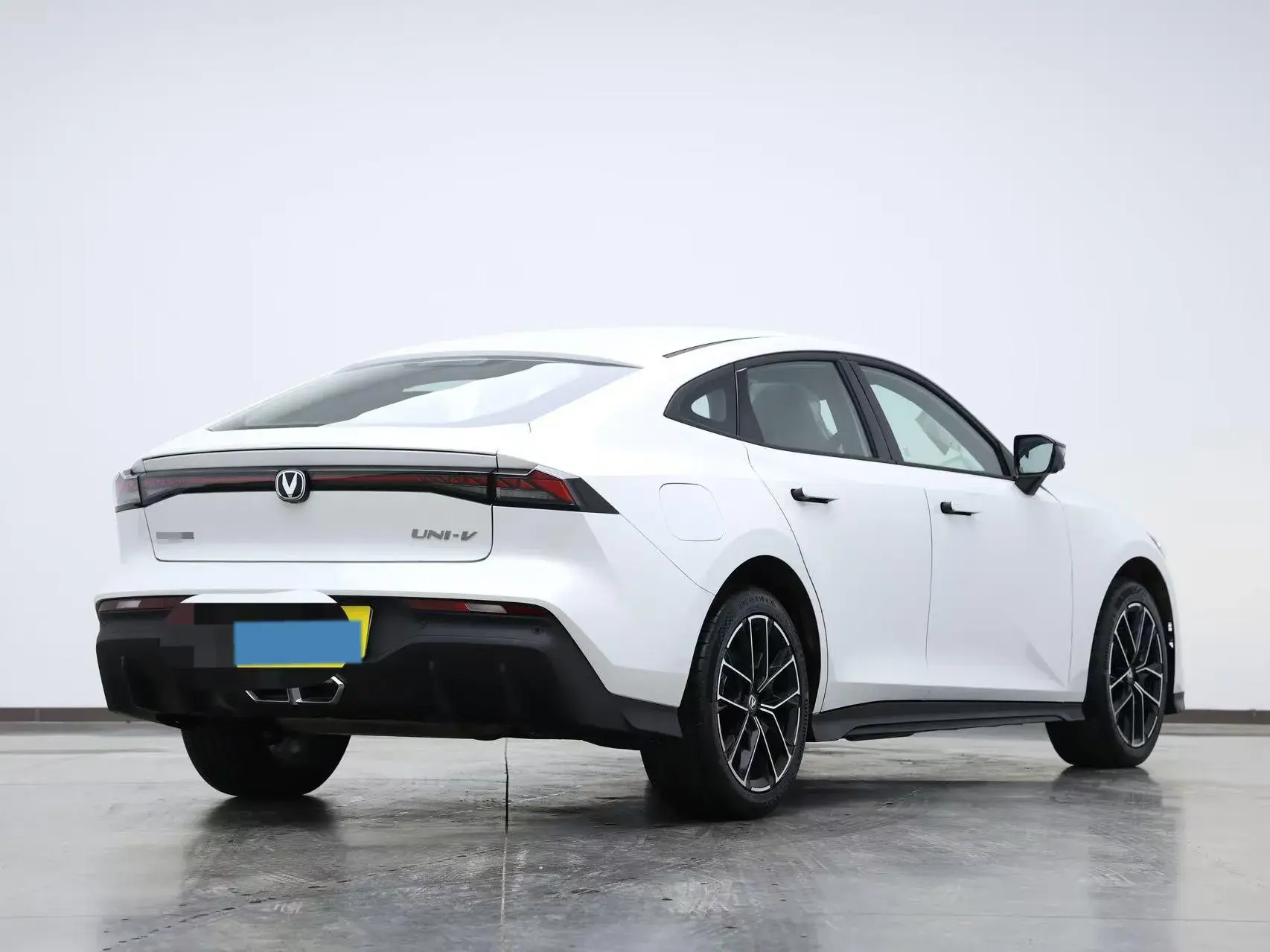 2024 CHANGAN UNI-V thumbnail 4