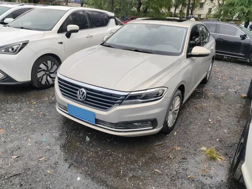 2019 VOLKSWAGEN LAVIDA view 1