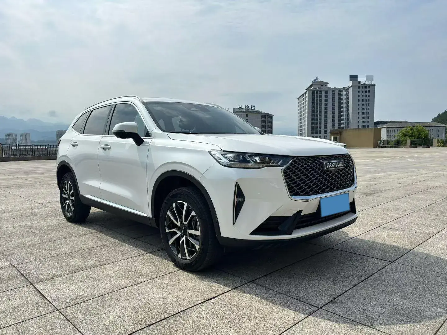 2024 HAVAL H6 thumbnail 3