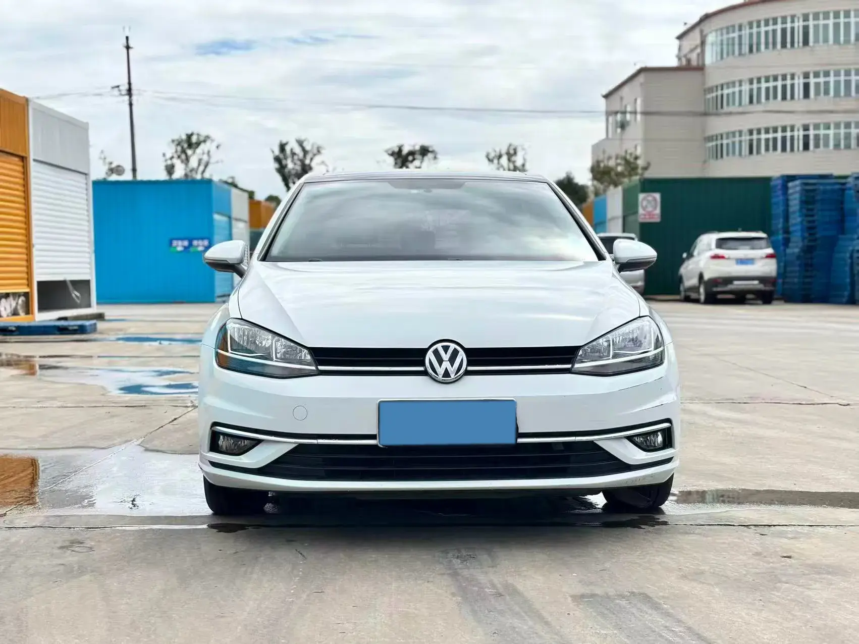 2018 VOLKSWAGEN GOLF thumbnail 2