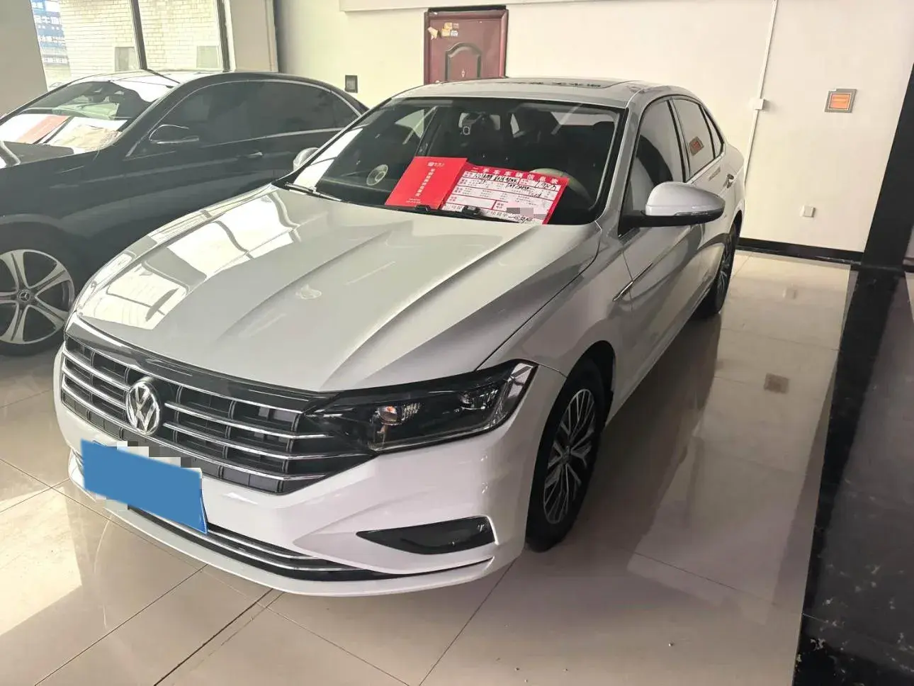 2021 VOLKSWAGEN SAGITAR view 1