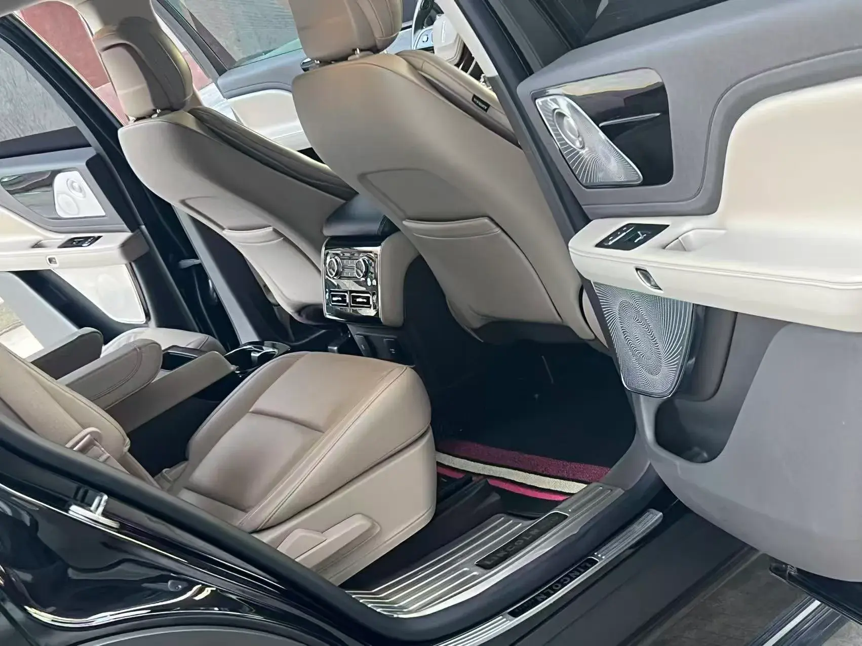 2020 LINCOLN AVIATOR thumbnail 3