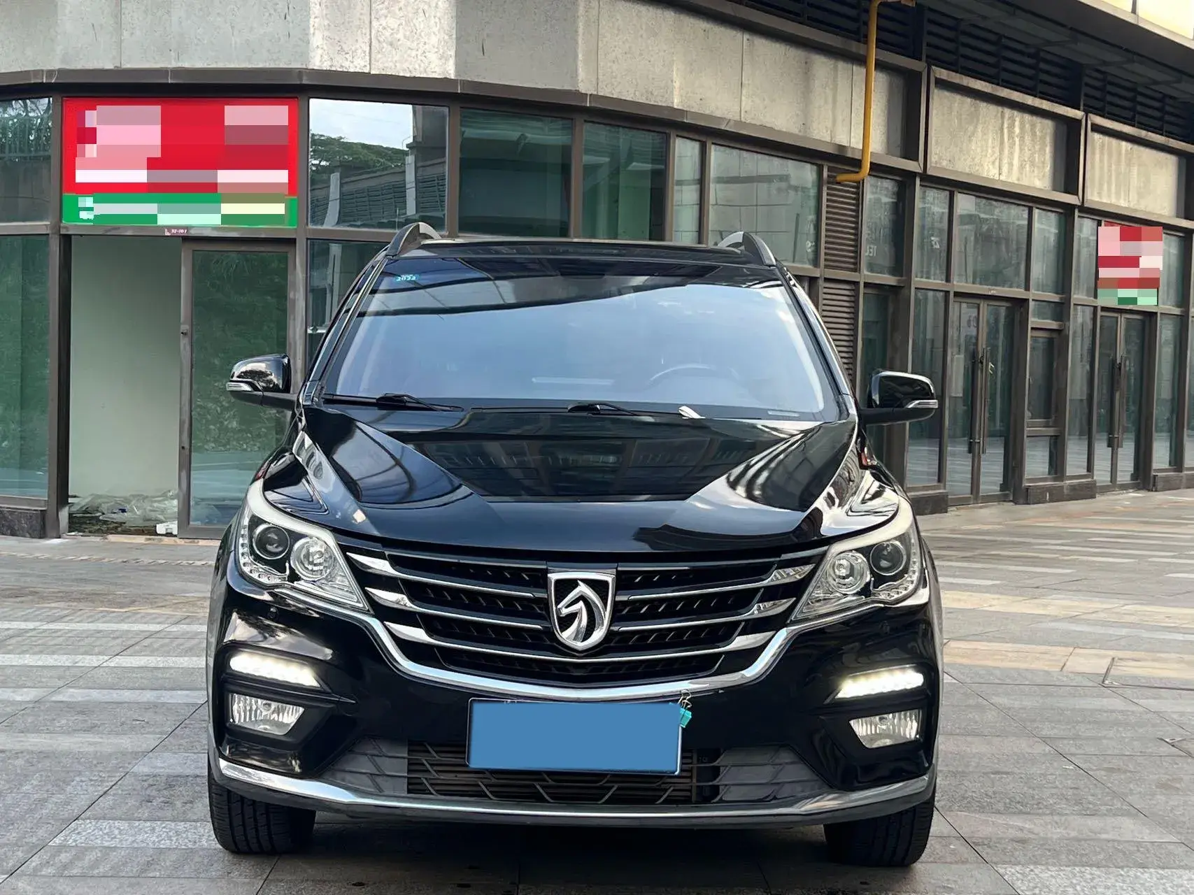 2017 BAOJUN 560 thumbnail 2
