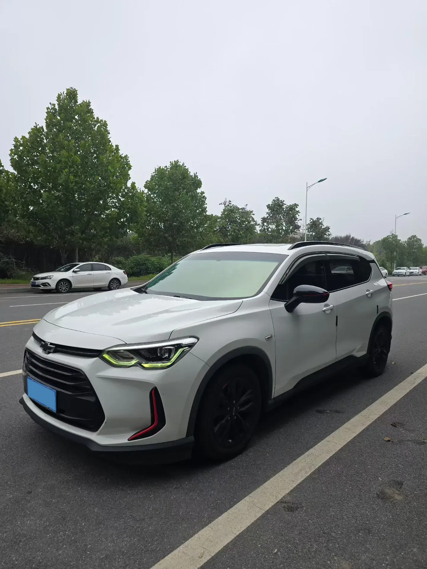 2018 CHEVROLET ORLANDO view 1