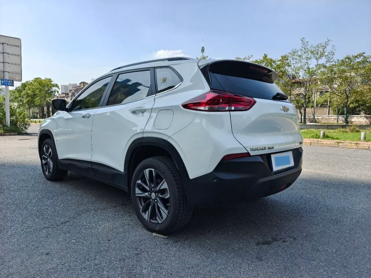 2021 CHEVROLET TRAX thumbnail 4