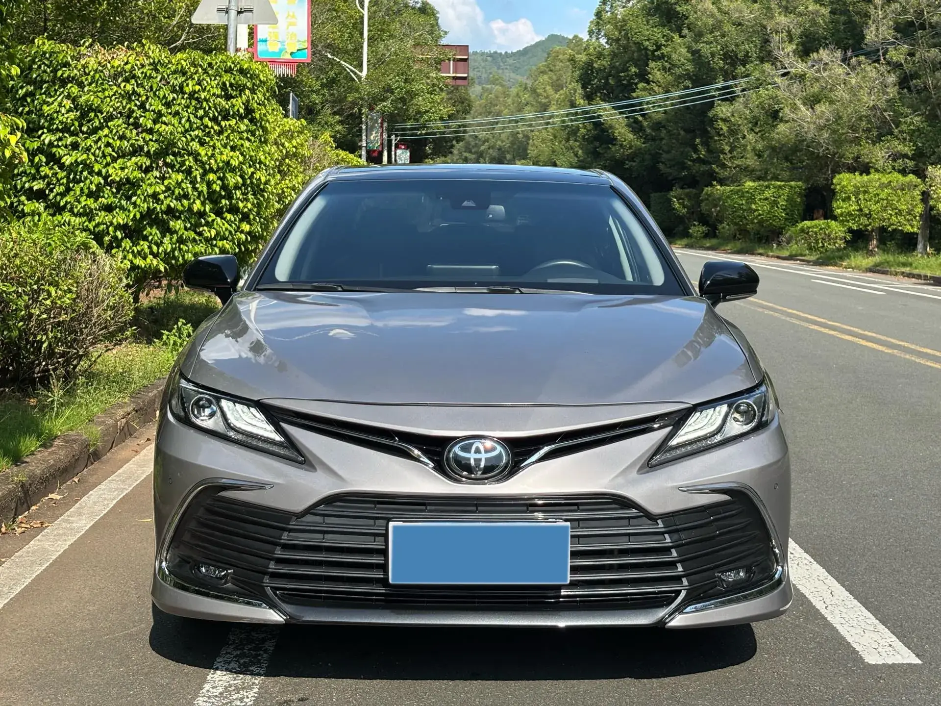 2021 TOYOTA CAMRY thumbnail 2