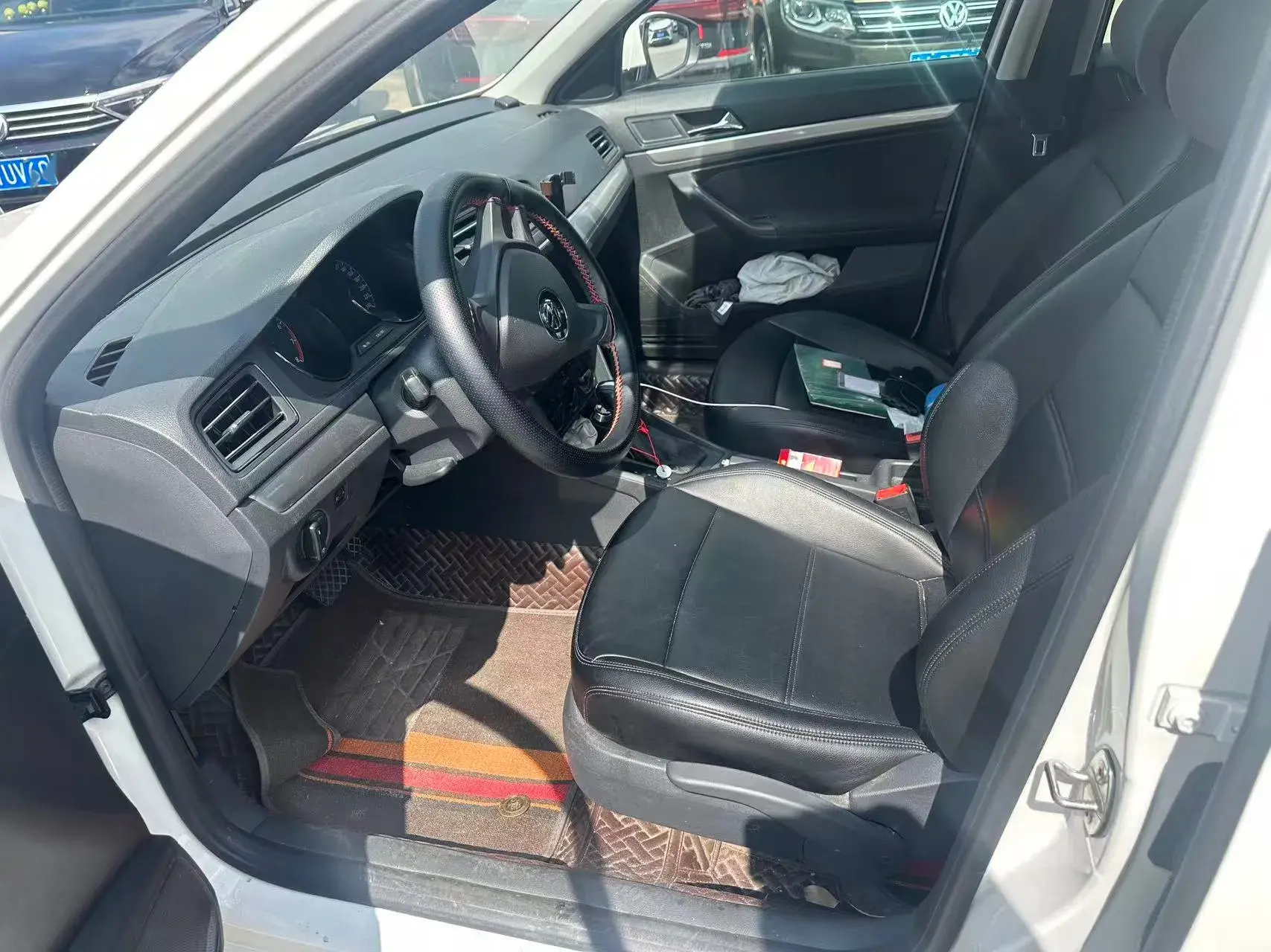 2019 VOLKSWAGEN LAVIDA thumbnail 3