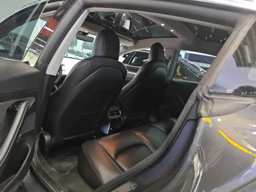 2020 TESLA MODEL thumbnail 3