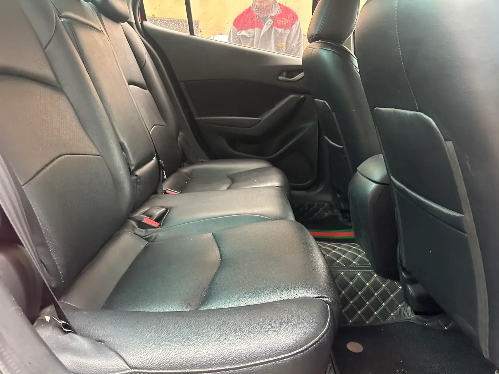 2017 MAZDA 3 thumbnail 4