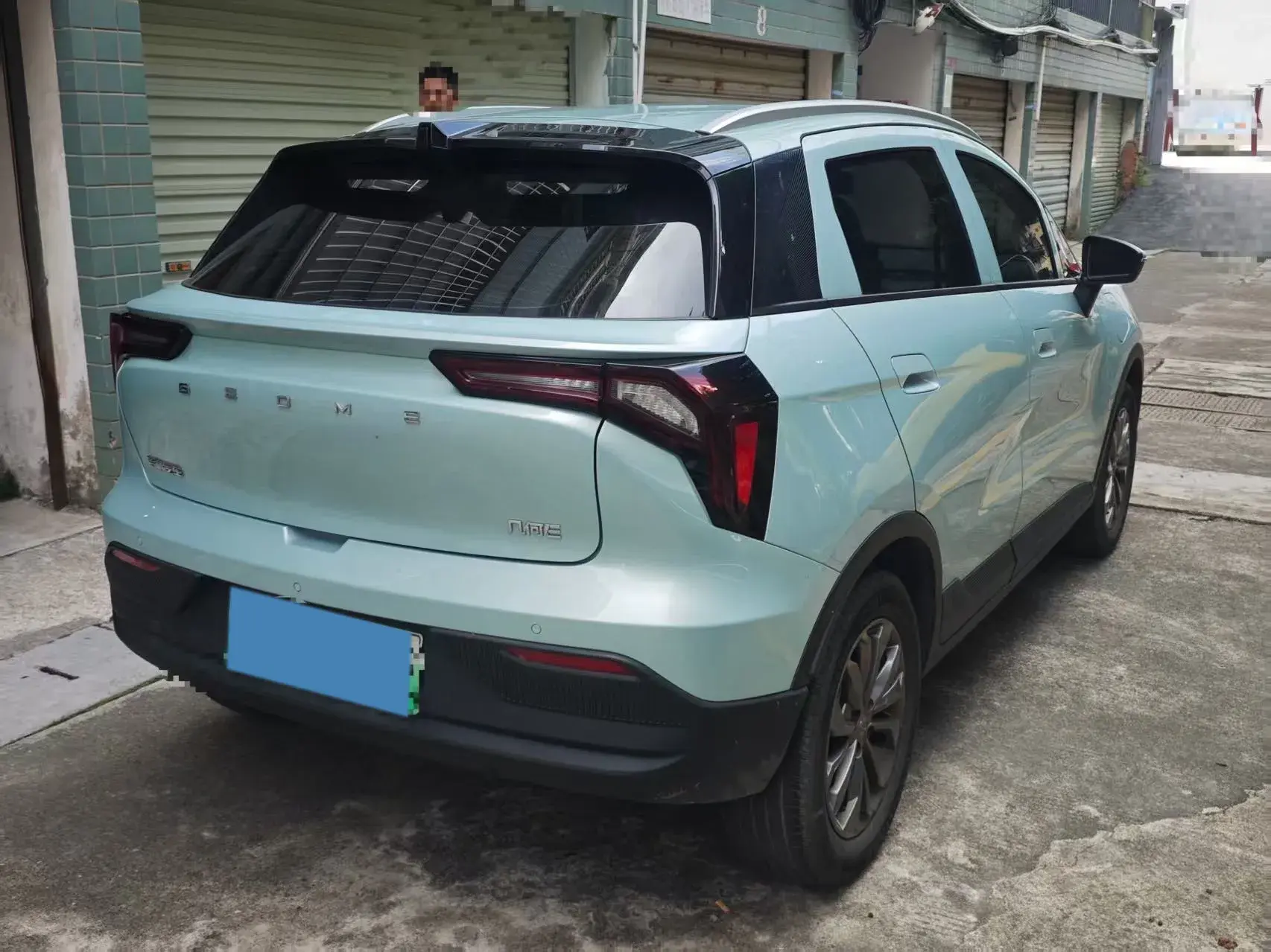 2024 GEOMETRY E thumbnail 2