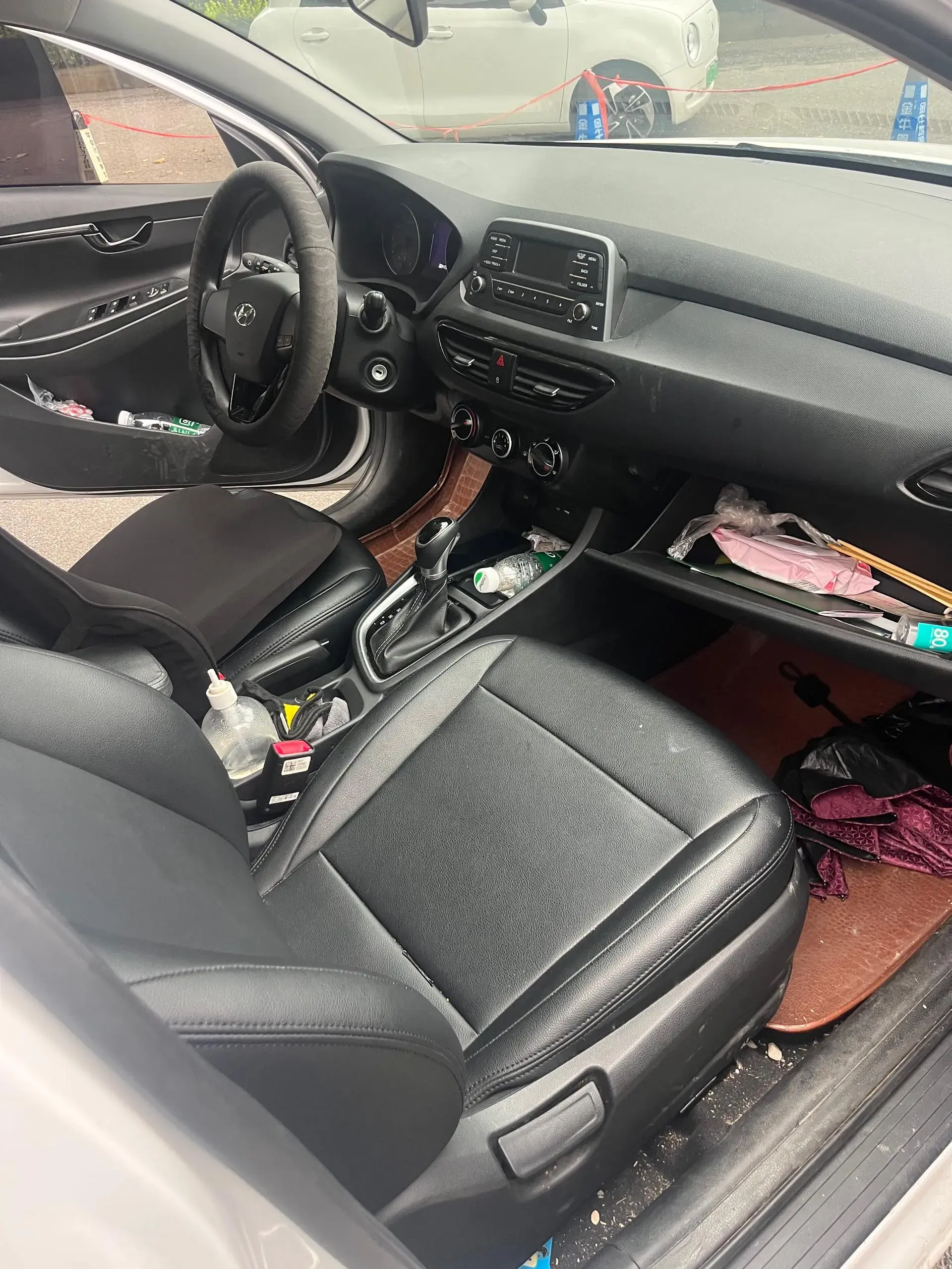 2017 HYUNDAI CELESTA thumbnail 4