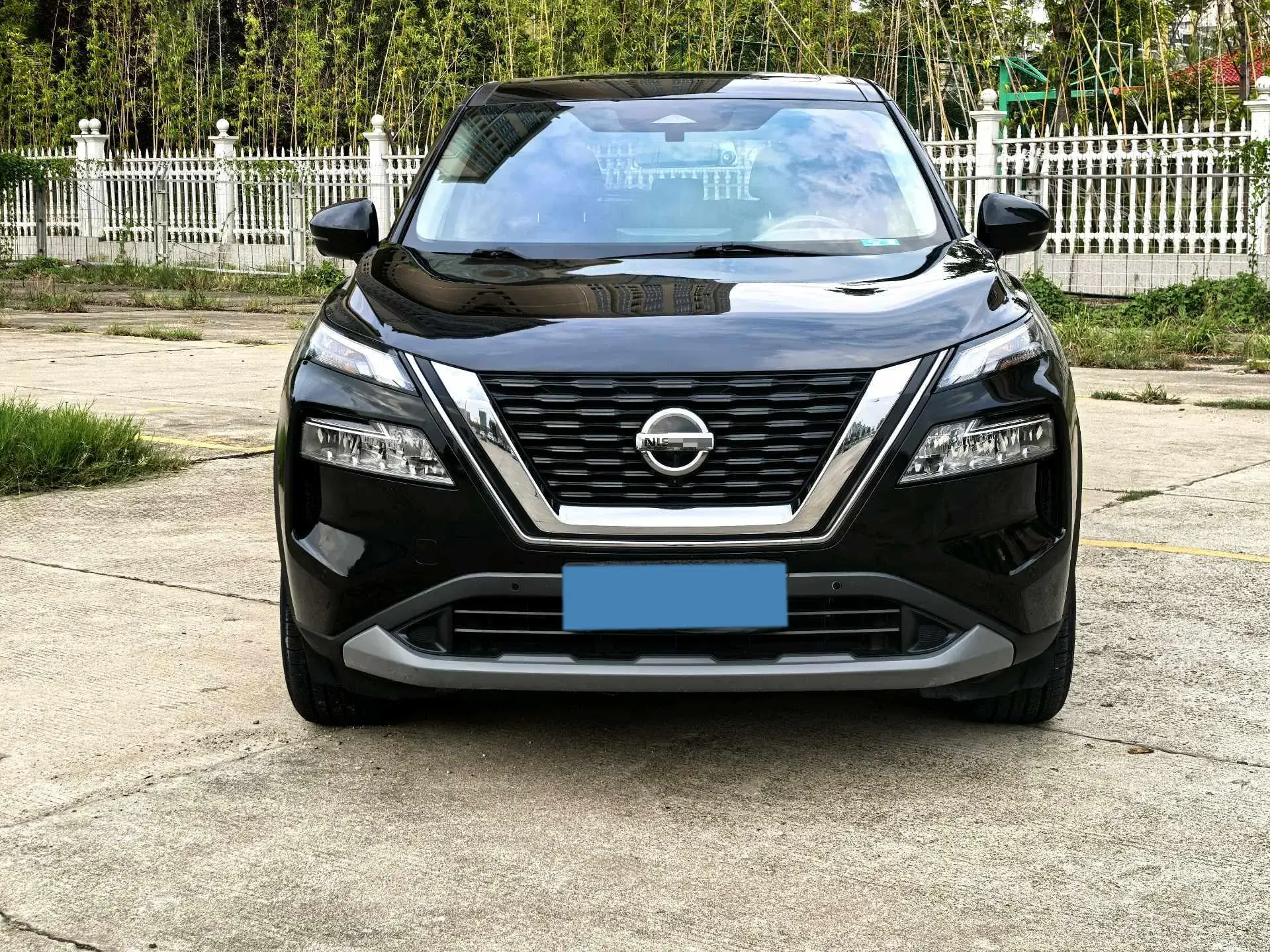 2021 NISSAN X-TRAIL thumbnail 2