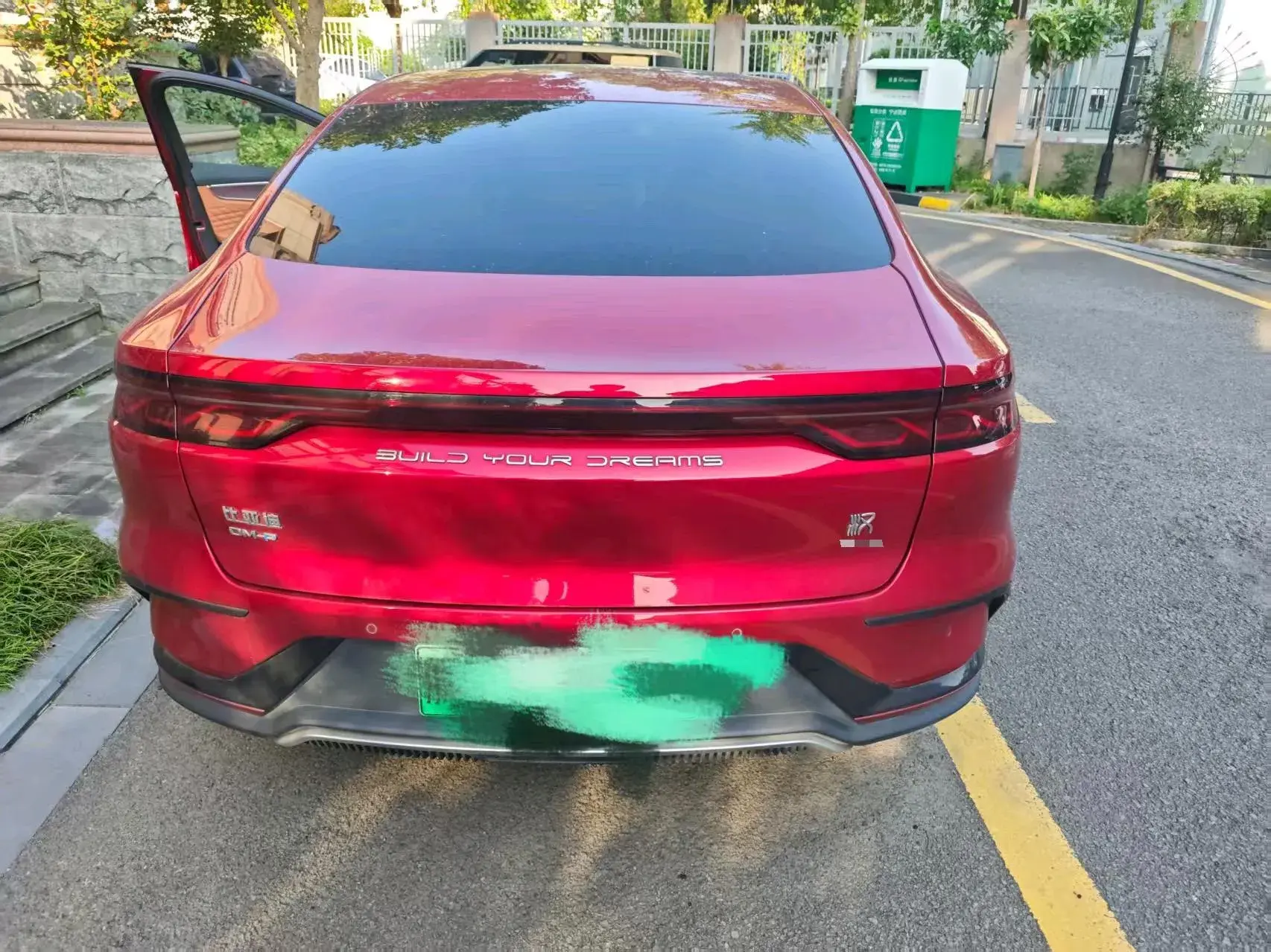 2022 BYD HAN thumbnail 3