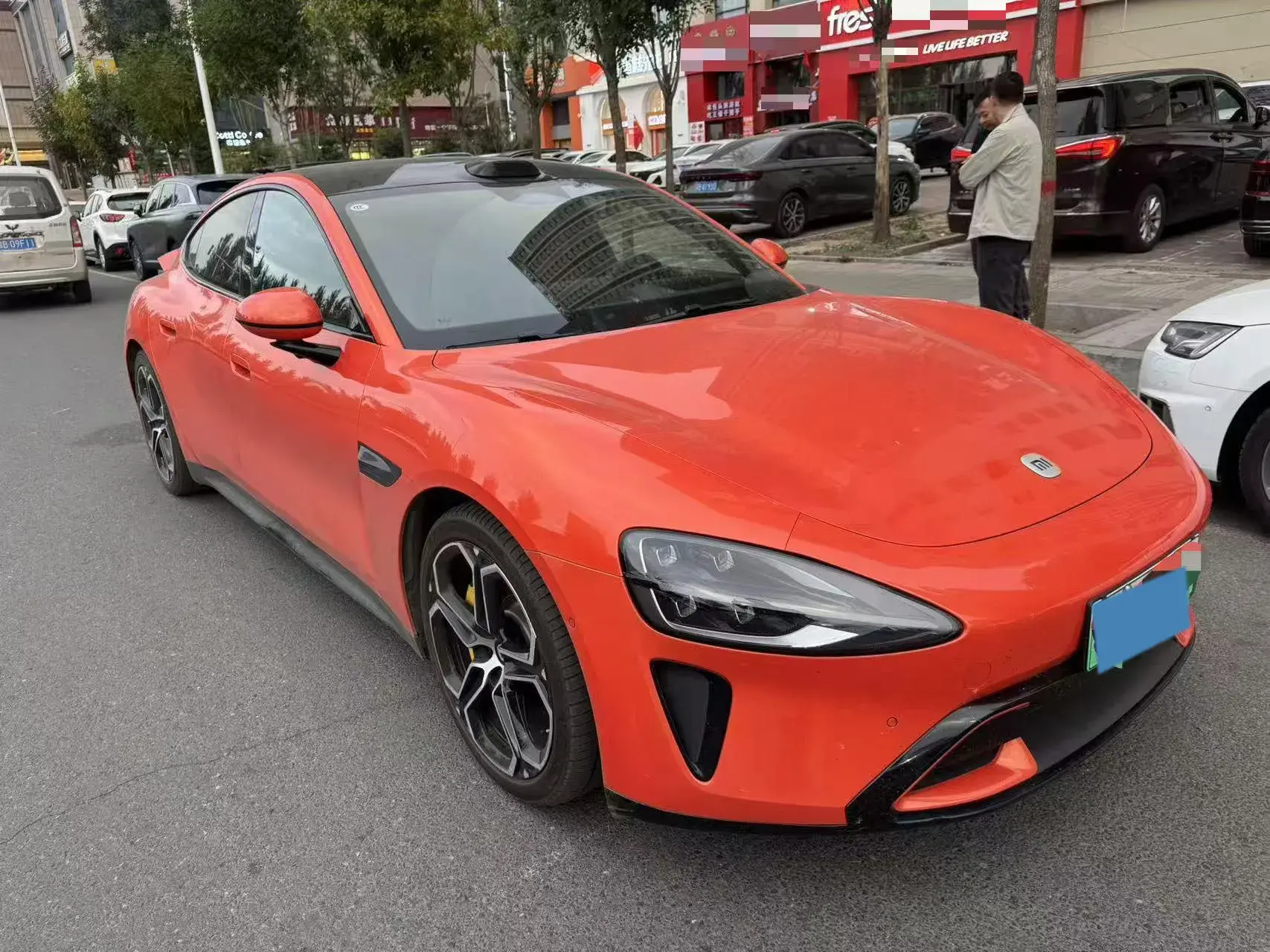 2024 MI SU7 thumbnail 3