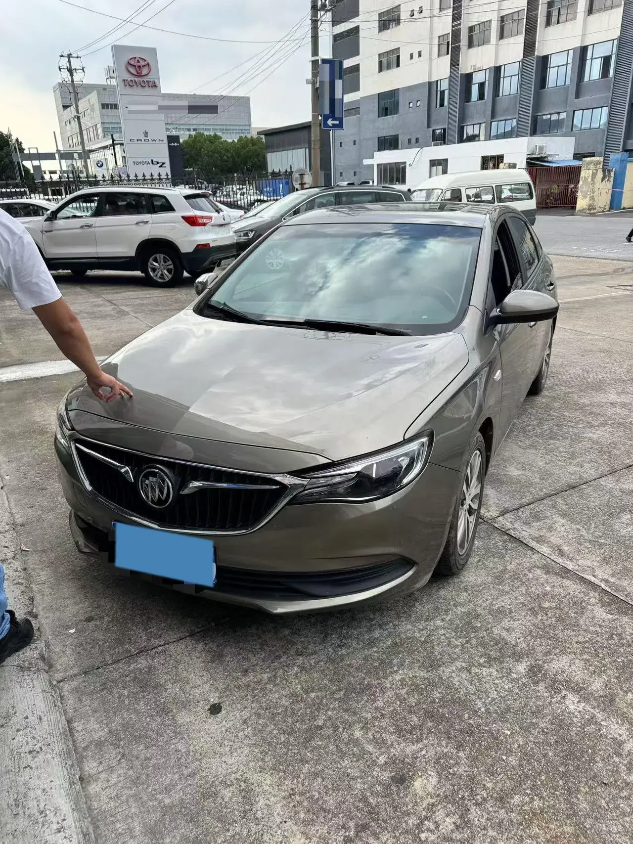 2021 BUICK EXCELLE thumbnail 2