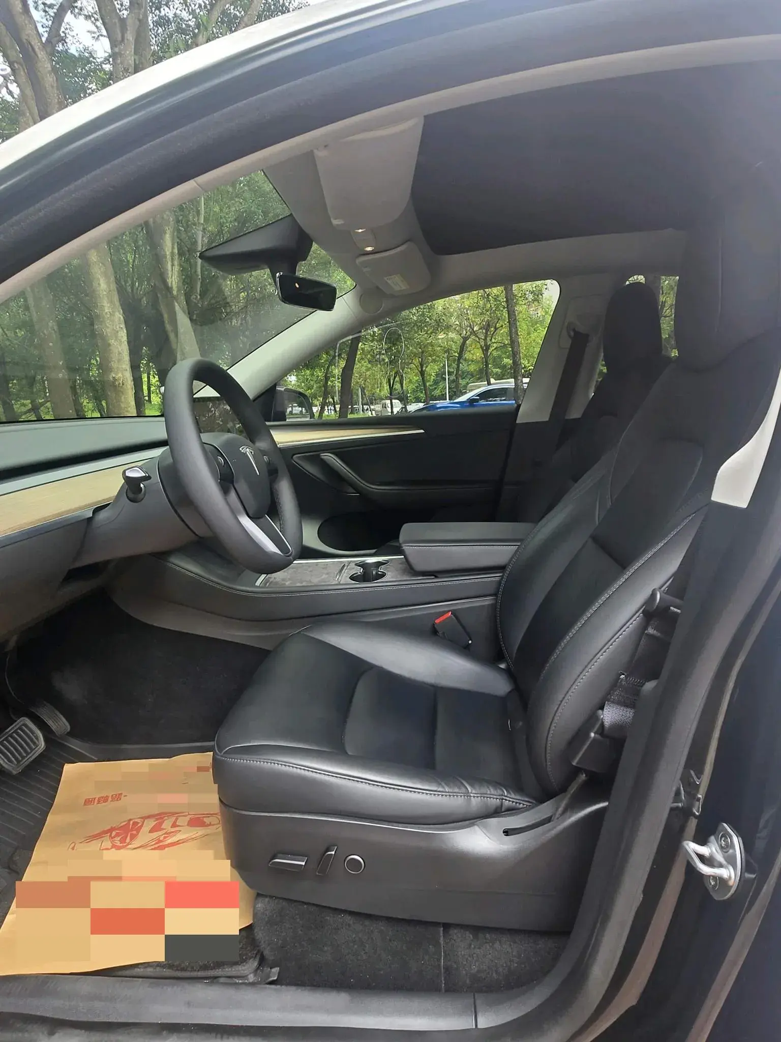 2022 TESLA MODEL thumbnail 4