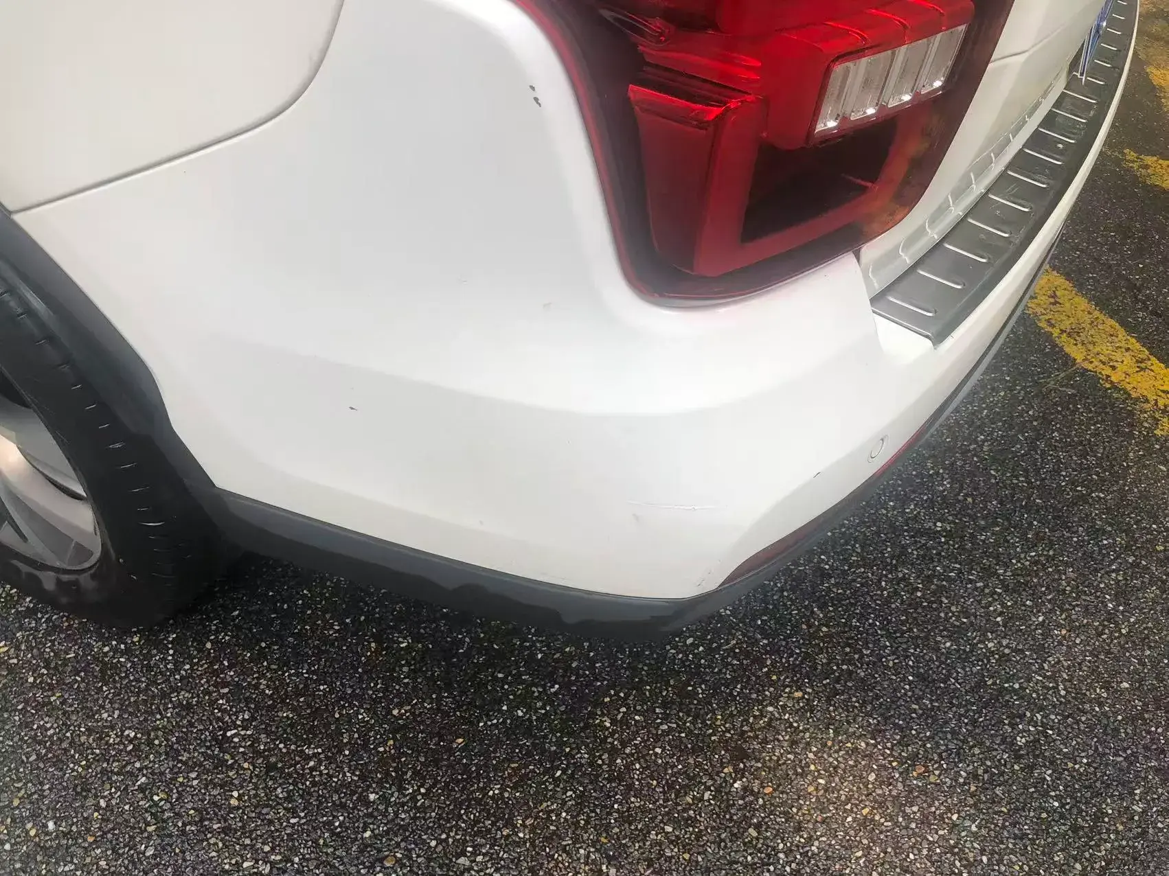 2017 GAC TRUMPCHI thumbnail 4