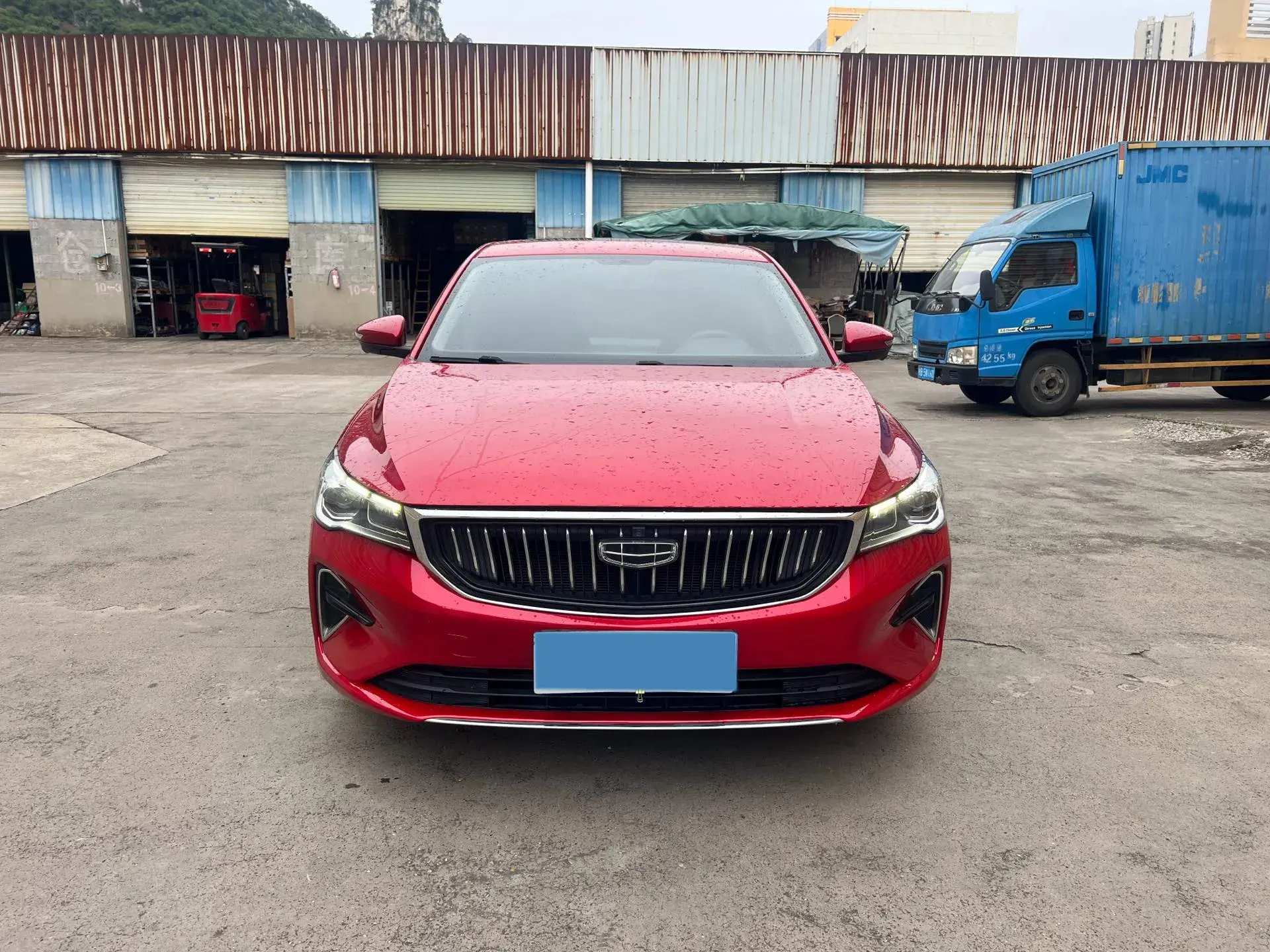 2022 GEELY EMGRAND thumbnail 2