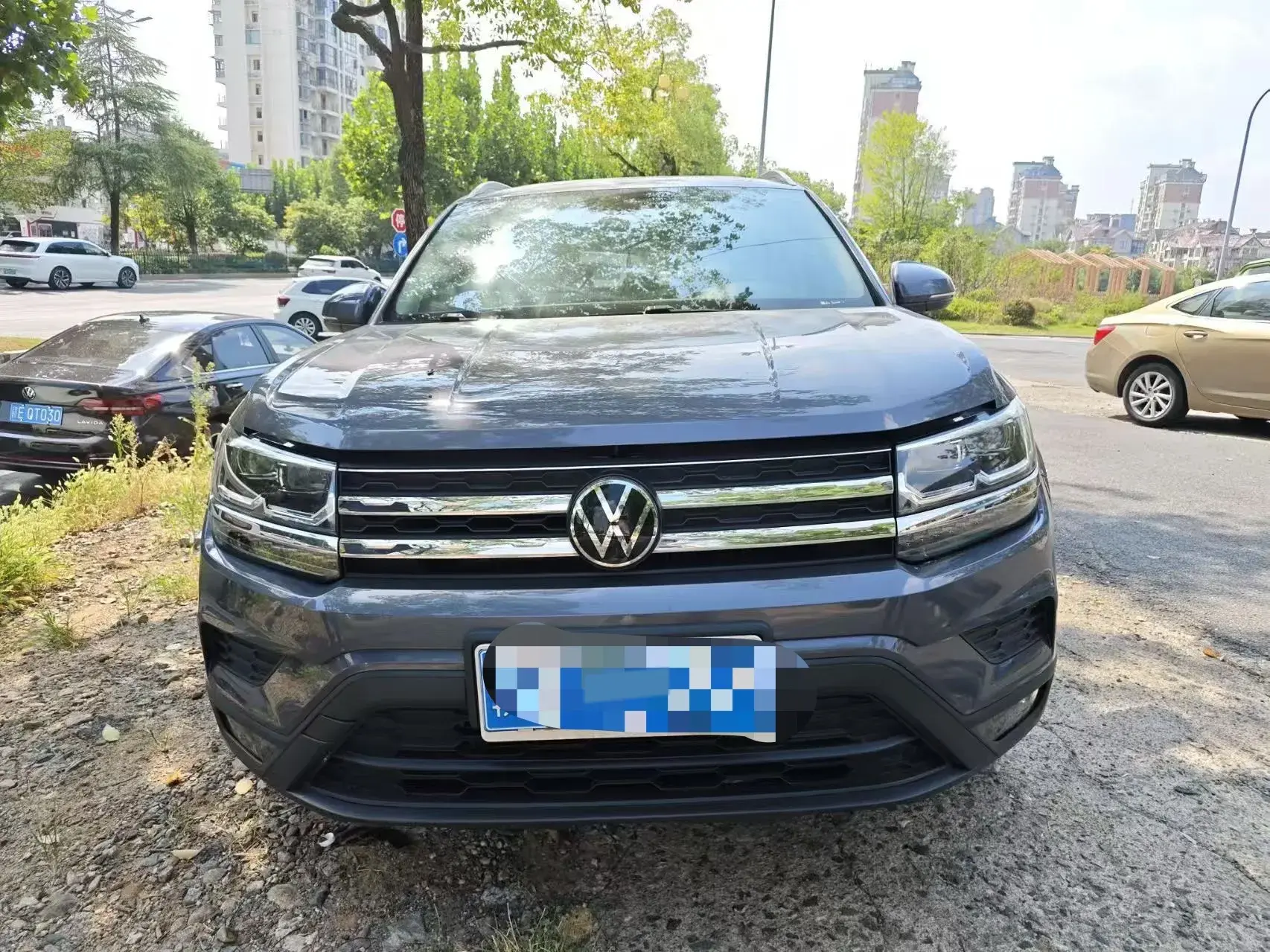 2021 VOLKSWAGEN THARU thumbnail 3