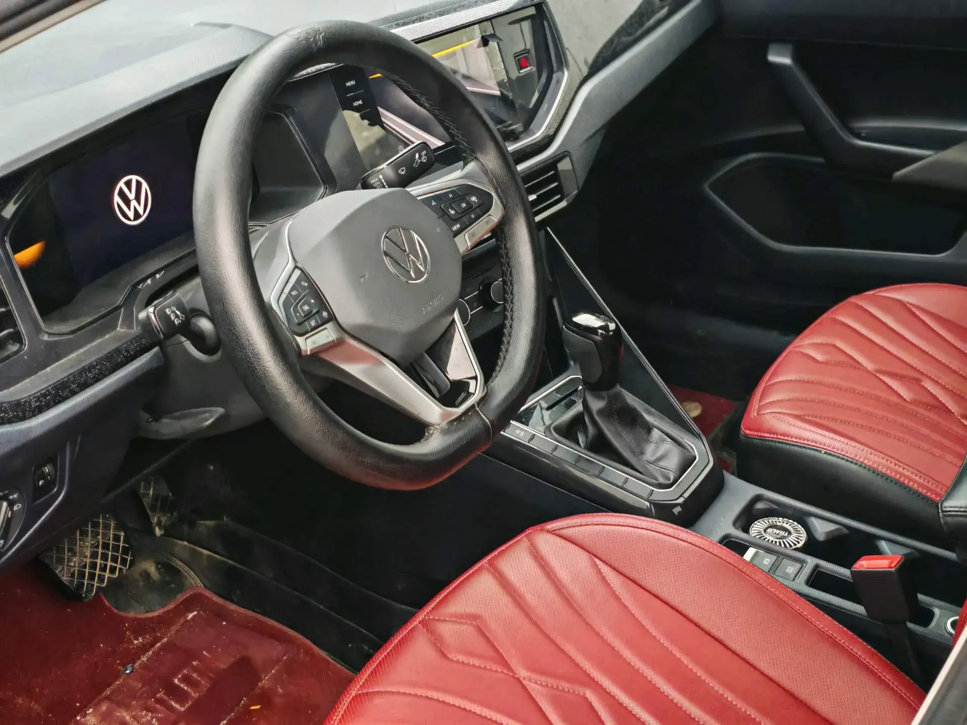 2023 VOLKSWAGEN LAVIDA thumbnail 4