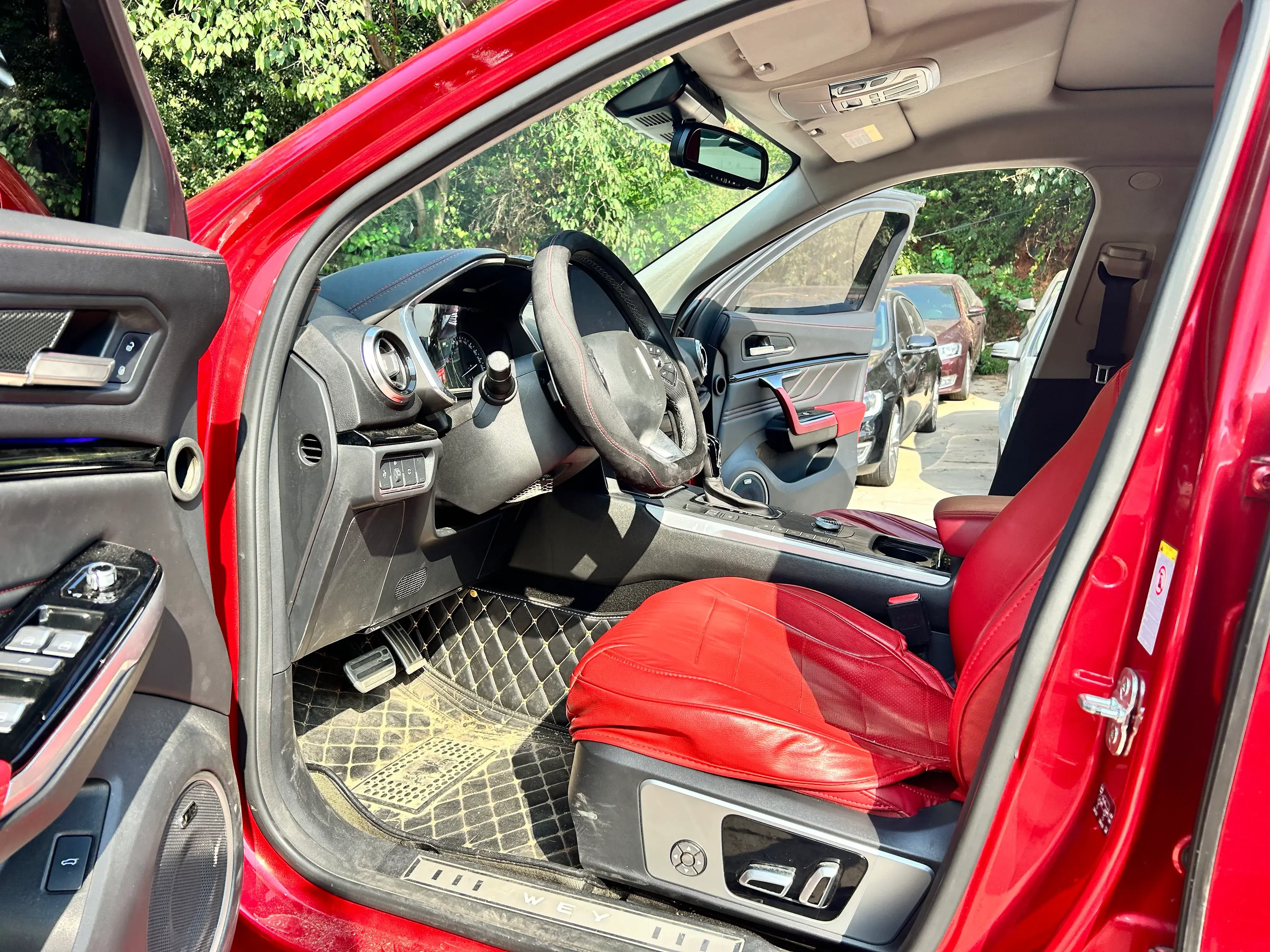 2017 ZOTYE T700 thumbnail 4