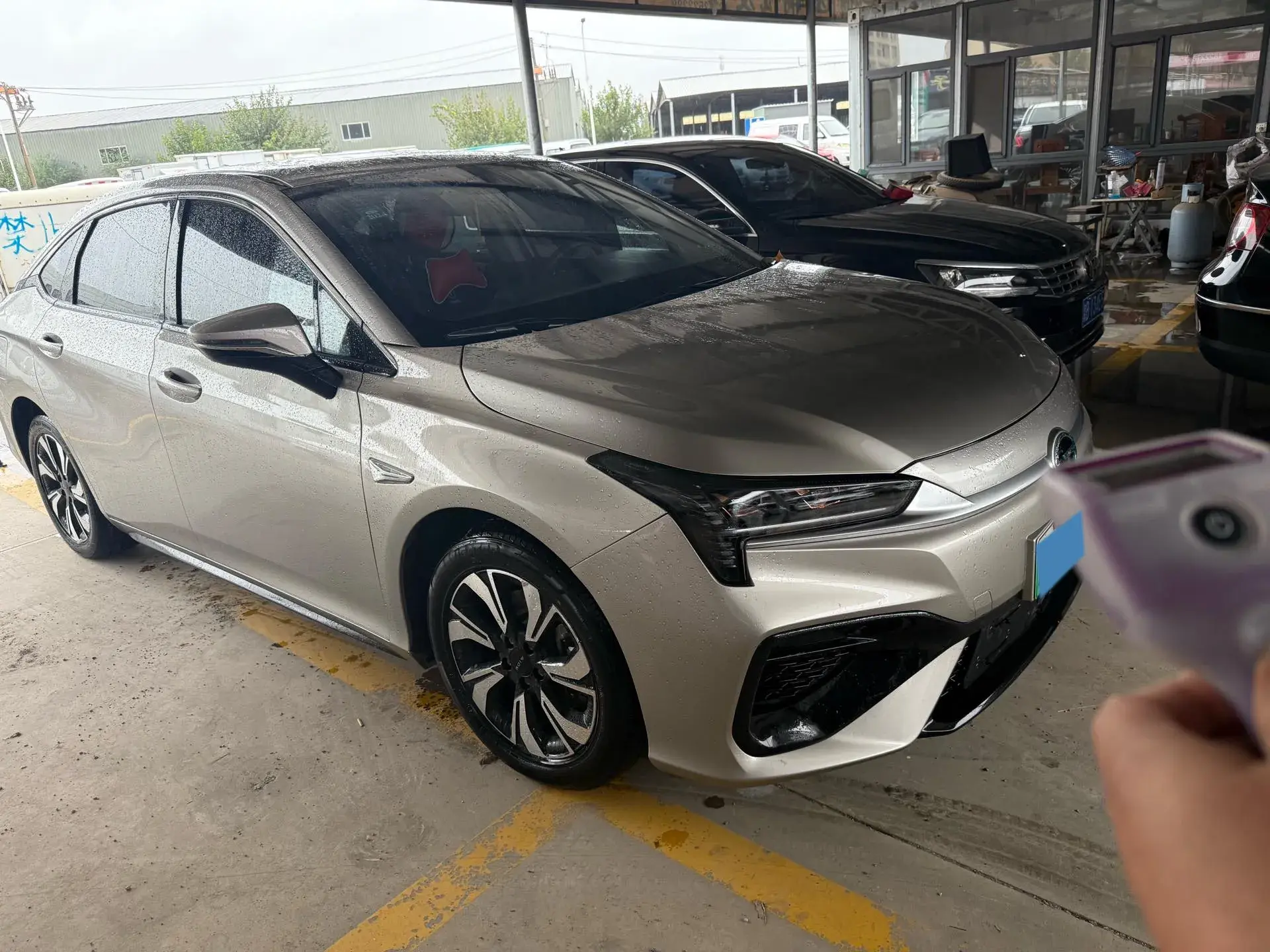 2020 AION S thumbnail 3