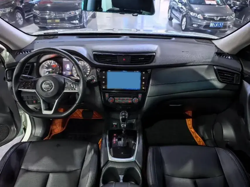 2020 NISSAN X-TRAIL thumbnail 2