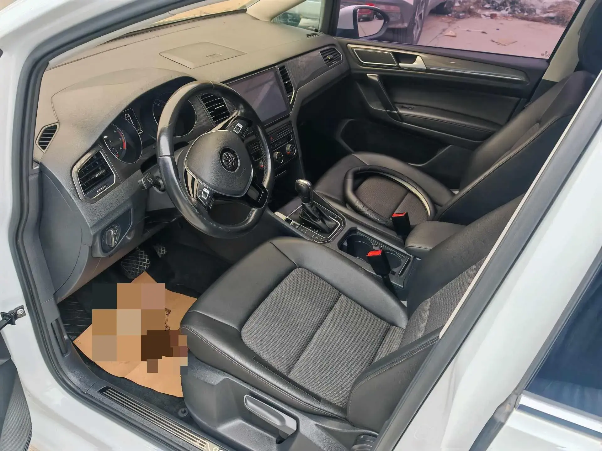 2018 VOLKSWAGEN GOLF thumbnail 4