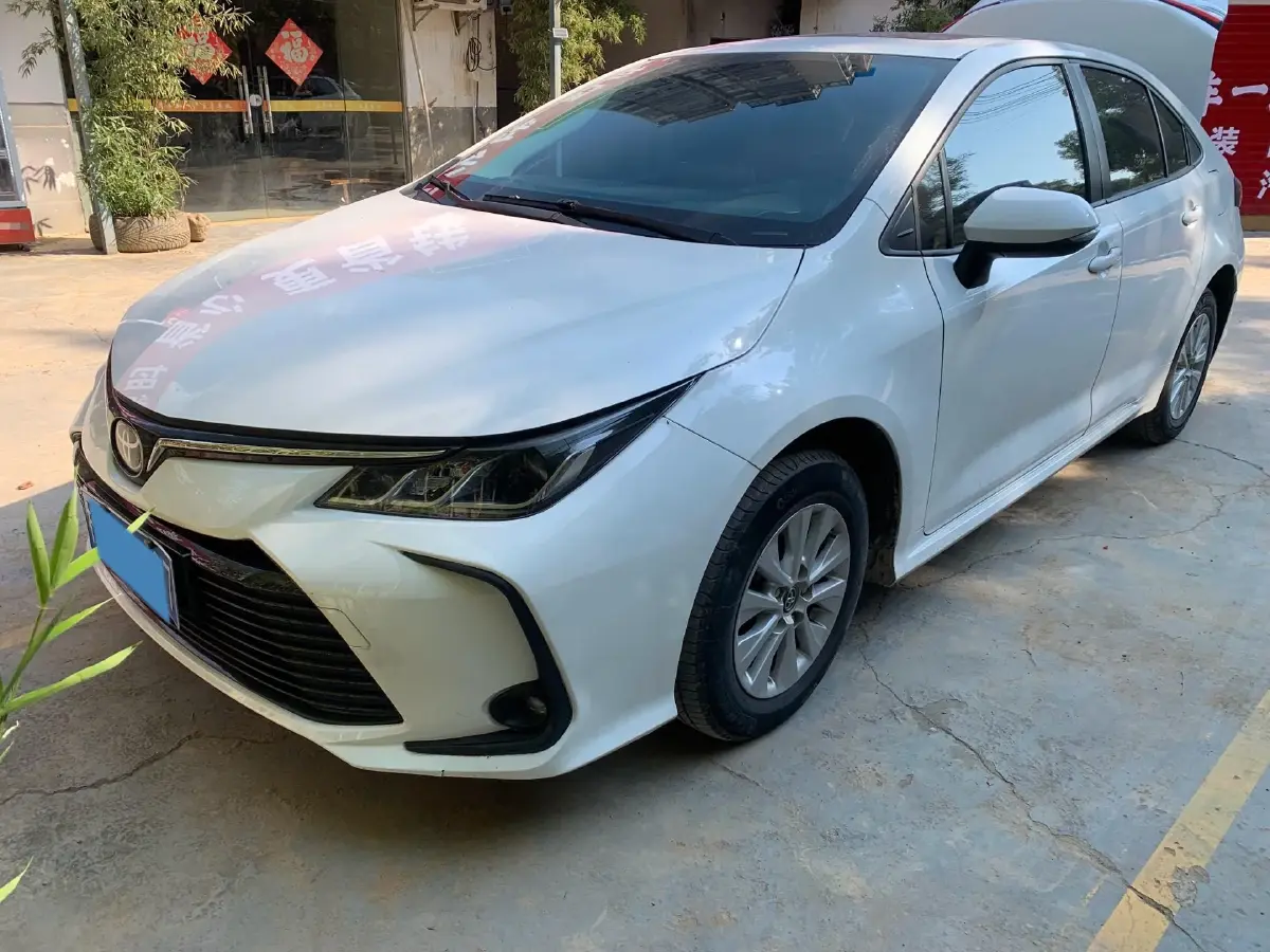 2019 Toyota Corolla 1.2T 116HP L4 CVT