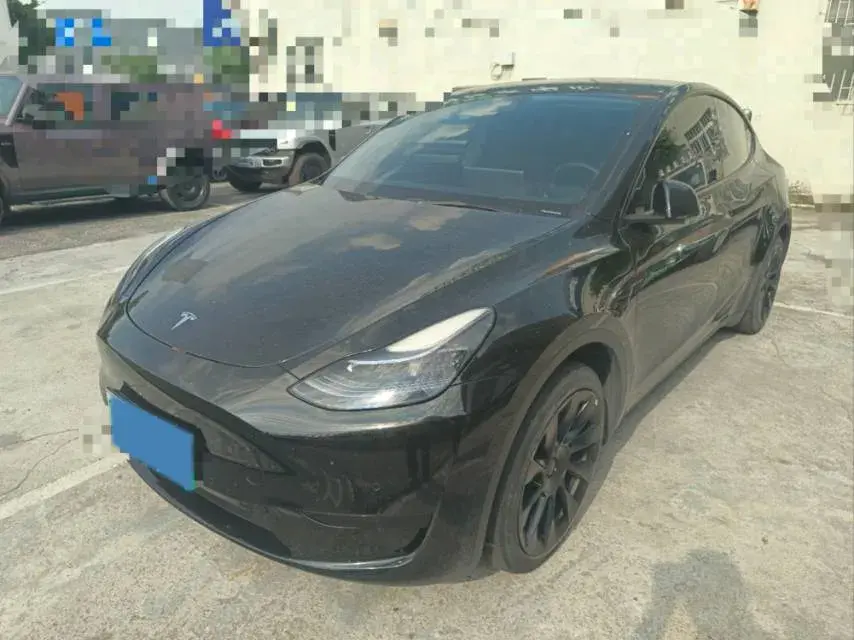 2022 TESLA MODEL view 1