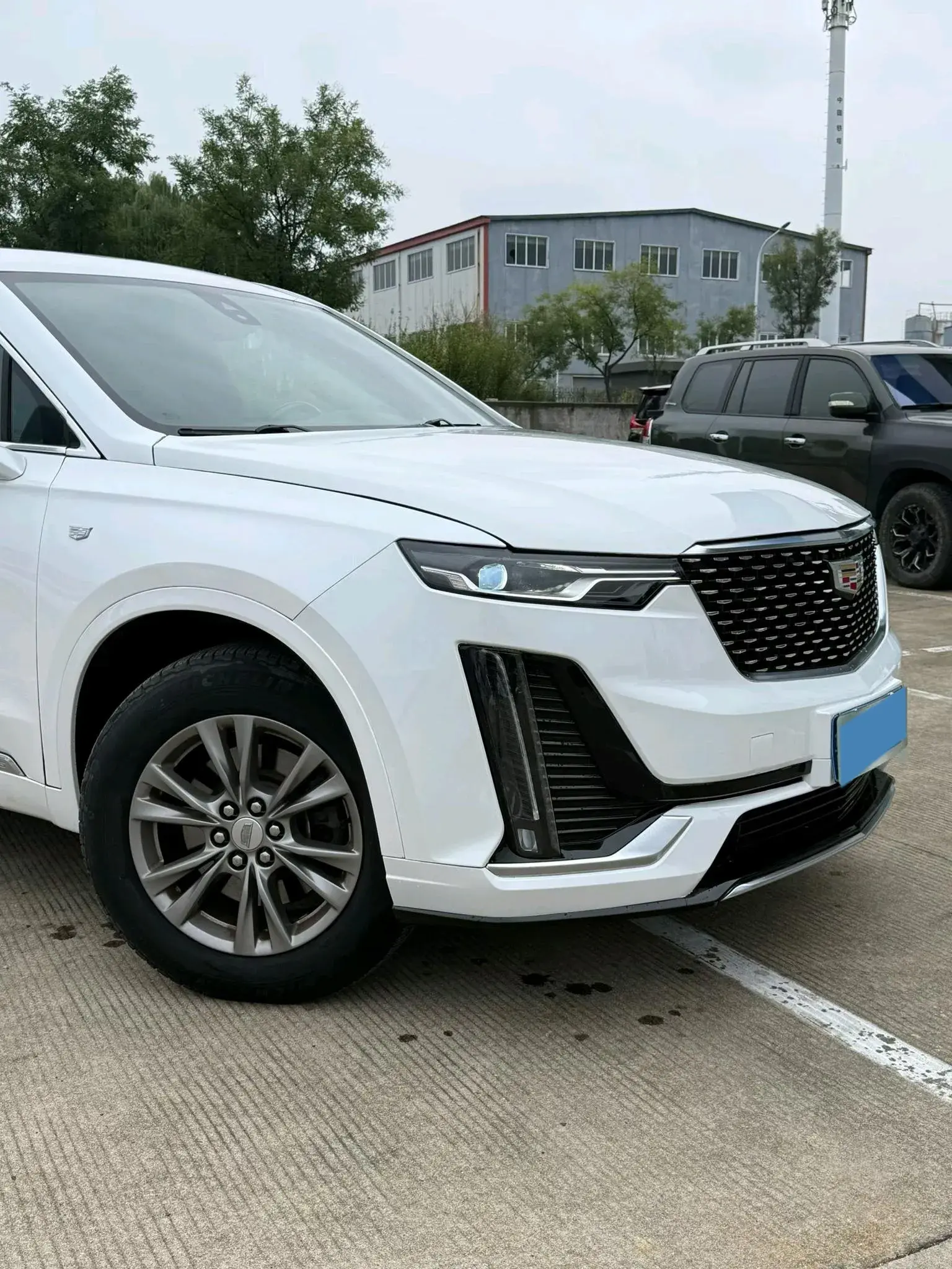 2021 CADILLAC XT6 thumbnail 3
