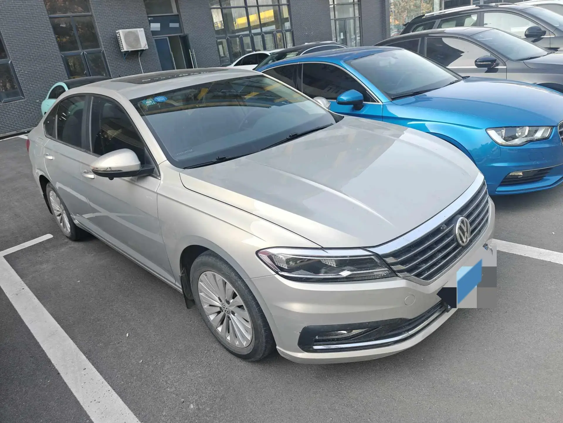 2018 VOLKSWAGEN LAVIDA thumbnail 2