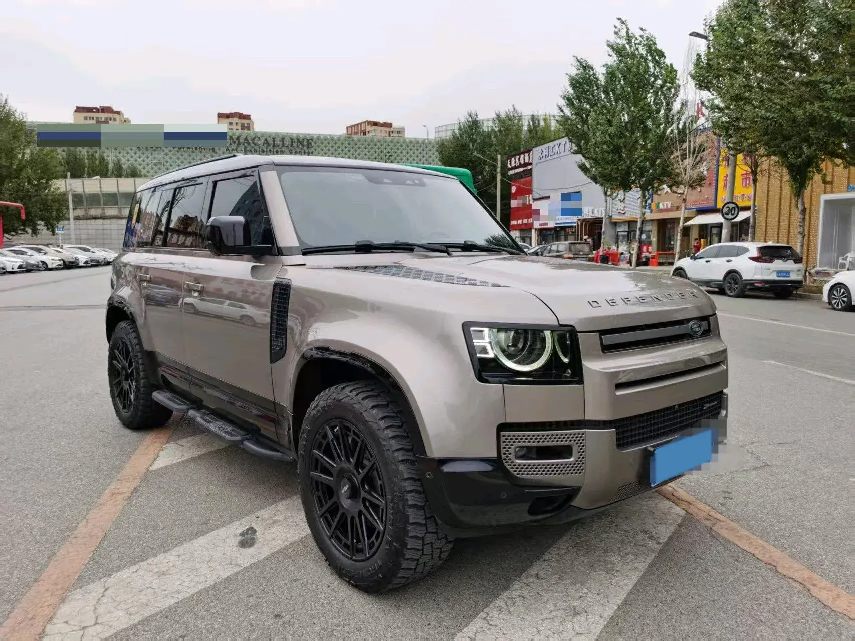 2022 LAND ROVER thumbnail 3