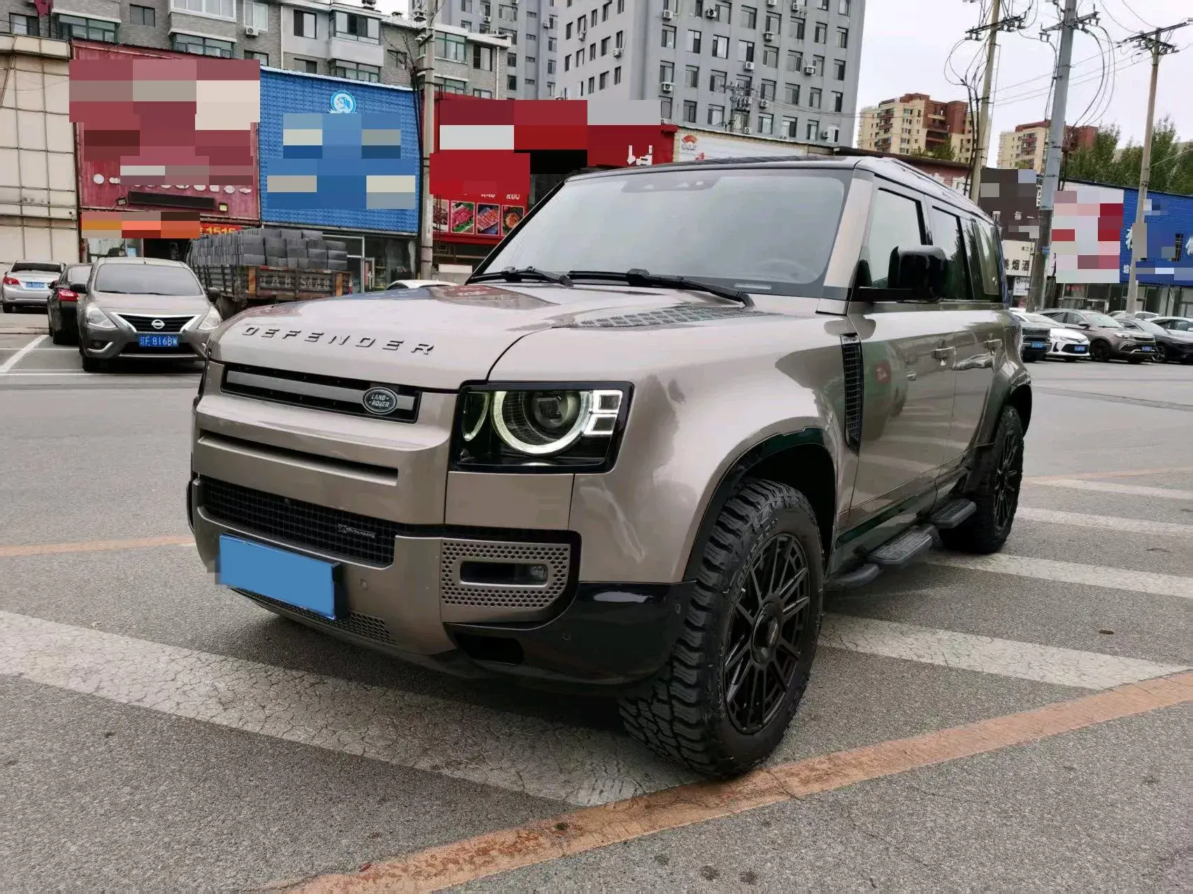 2022 LAND ROVER view 1