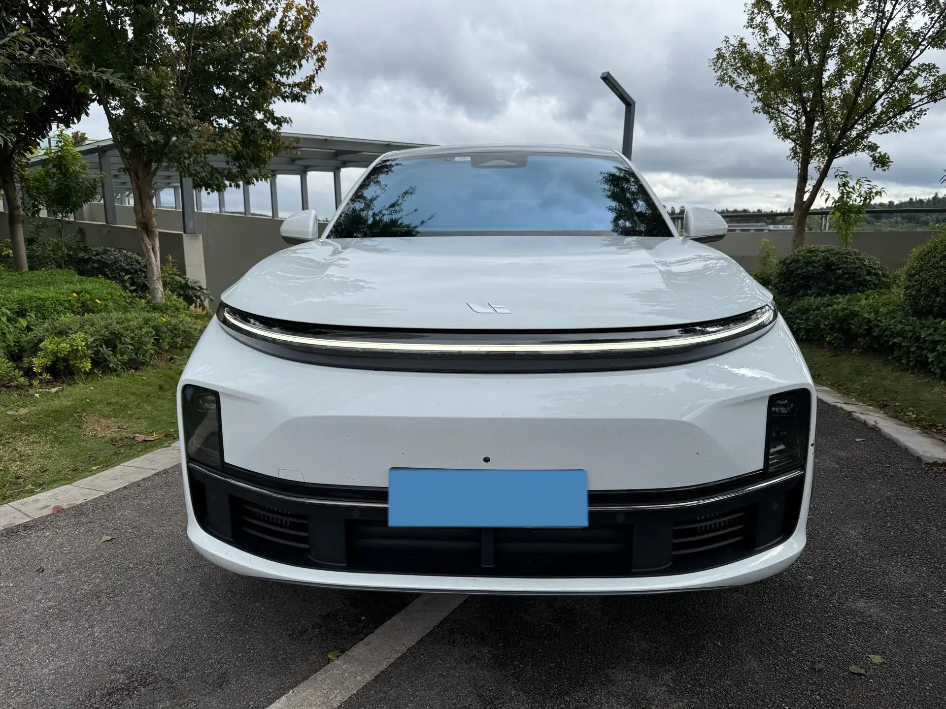 2023 LI L7 thumbnail 2