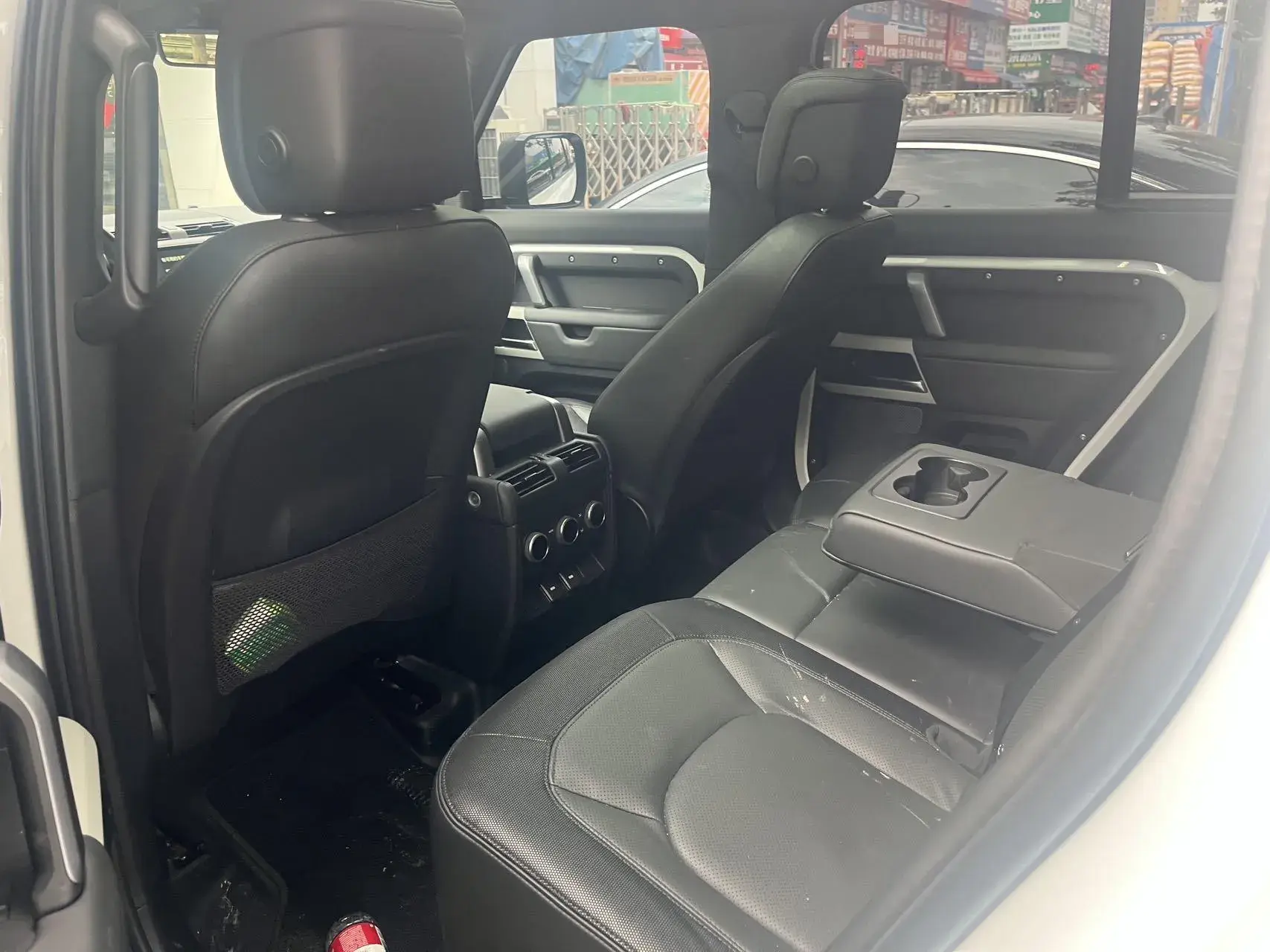 2023 LAND ROVER thumbnail 3