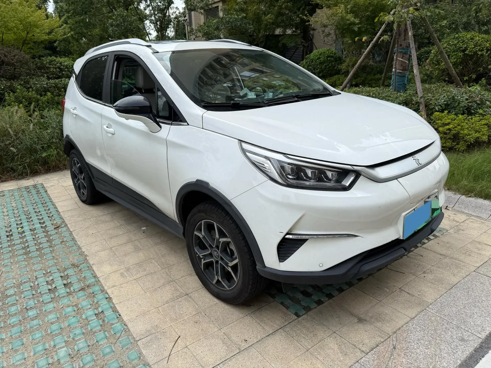 2021 BYD YUAN thumbnail 2