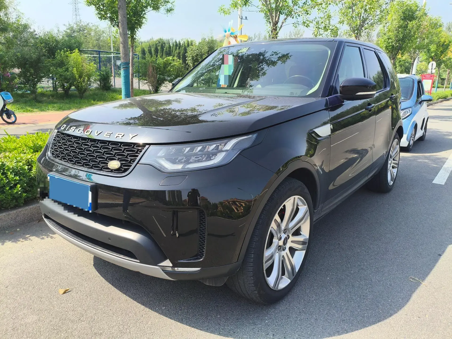 2017 LAND ROVER view 1