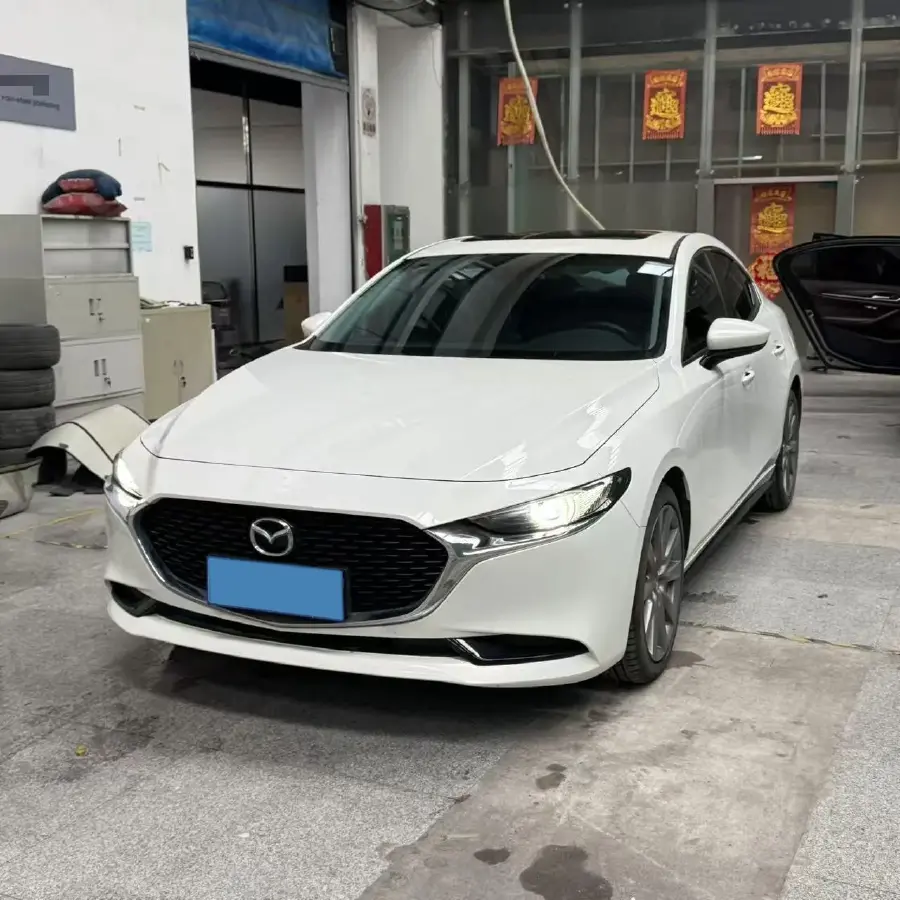 2022 Mazda 3 Axela 2.0L 158HP L4 6AT 2022 Mazda 3 Axela 2.0L 158HP L4 6AT