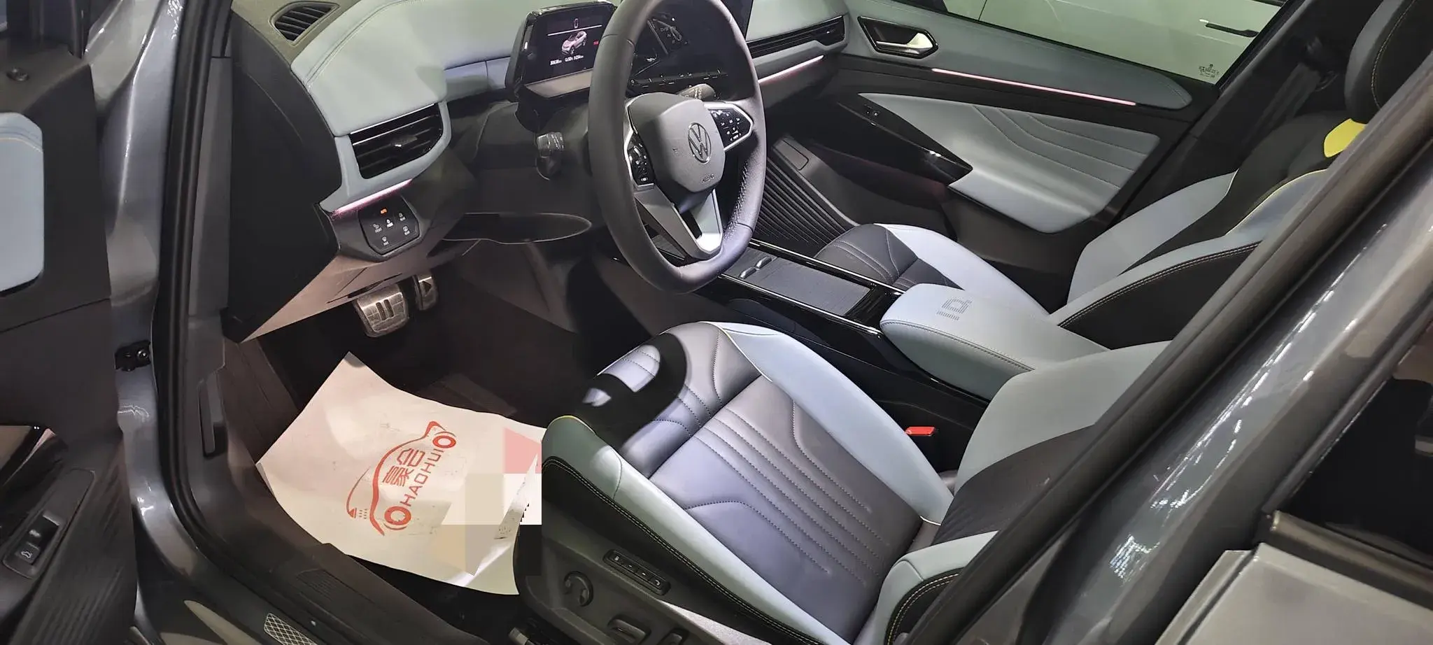 2022 VOLKSWAGEN ID.4 thumbnail 3