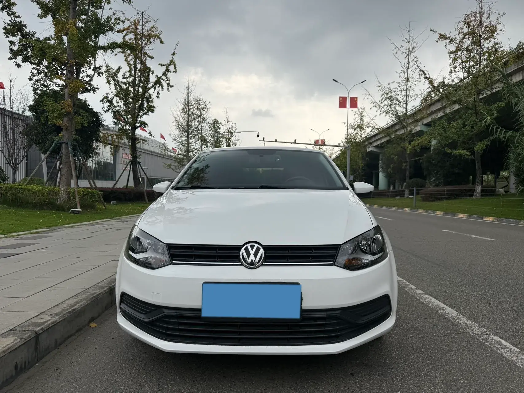 2018 VOLKSWAGEN POLO thumbnail 2