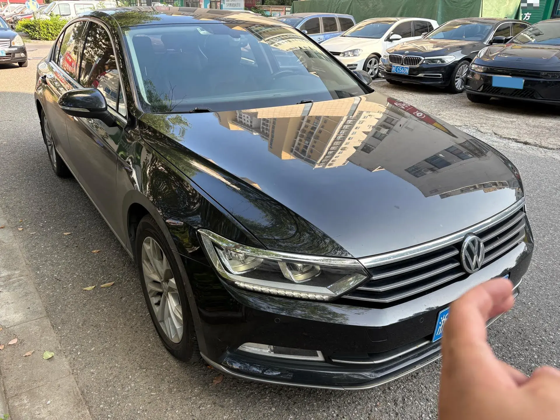 2018 VOLKSWAGEN MAGOTAN thumbnail 2