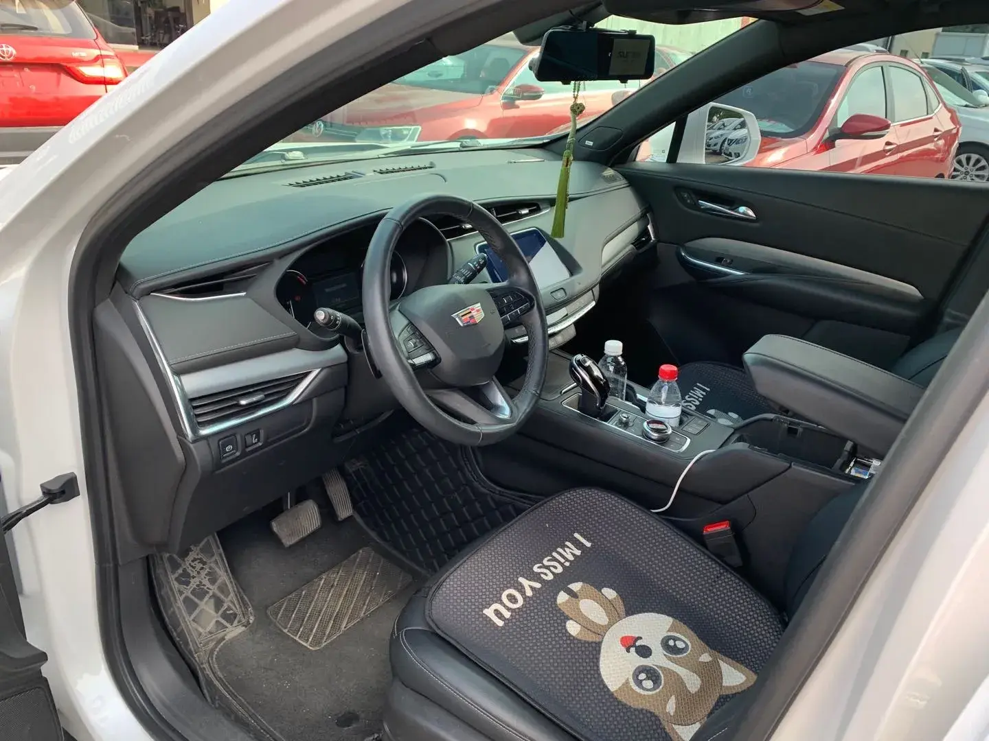 2021 CADILLAC XT4 thumbnail 4