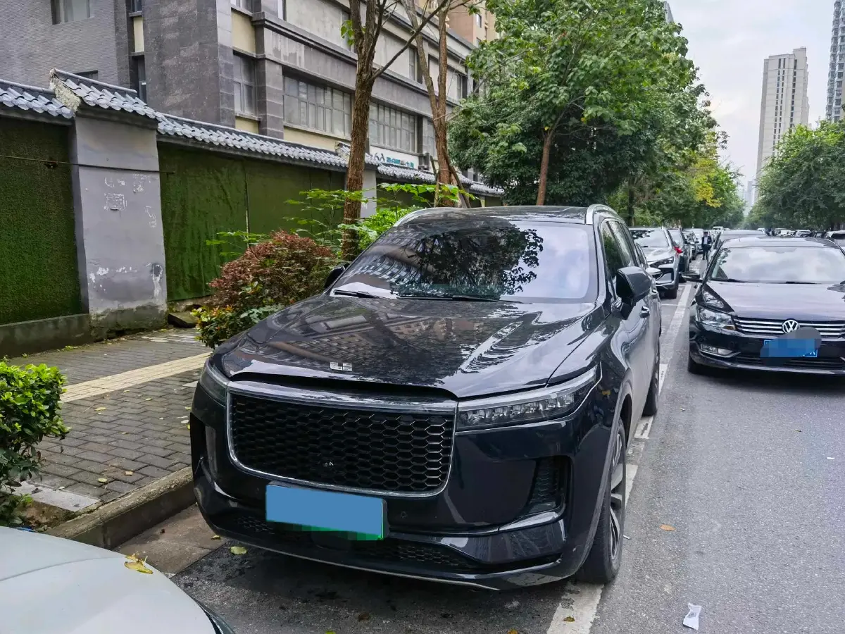 2021 Li ONE Range Extended 131HP REEV 40.5KWH