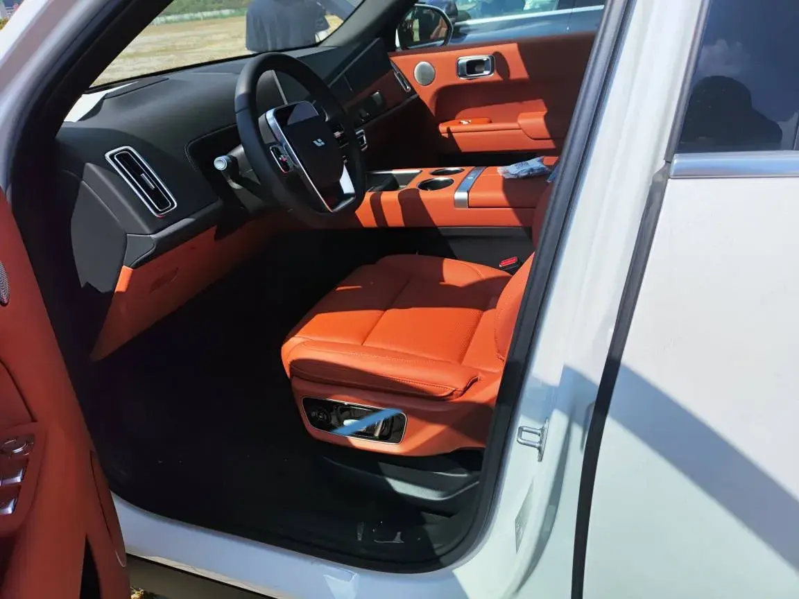 2023 LI L7 thumbnail 4