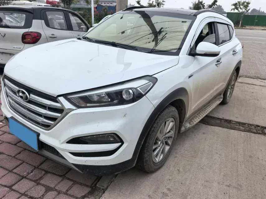2015 Hyundai Tucson 1.6T 177HP L4 7DCT