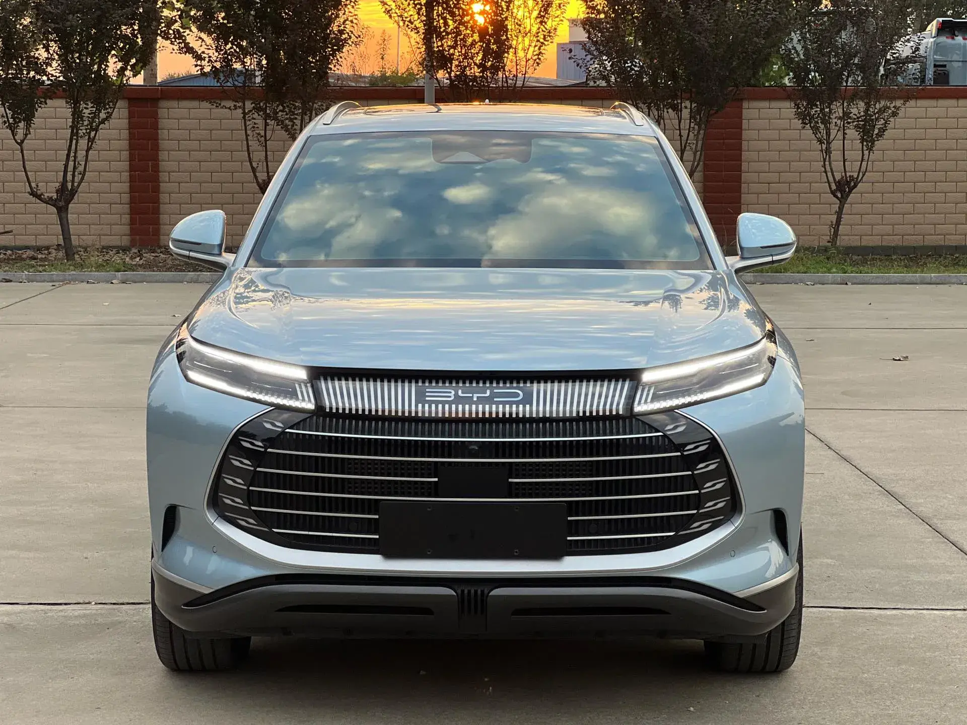 2023 BYD FRIGATE thumbnail 2