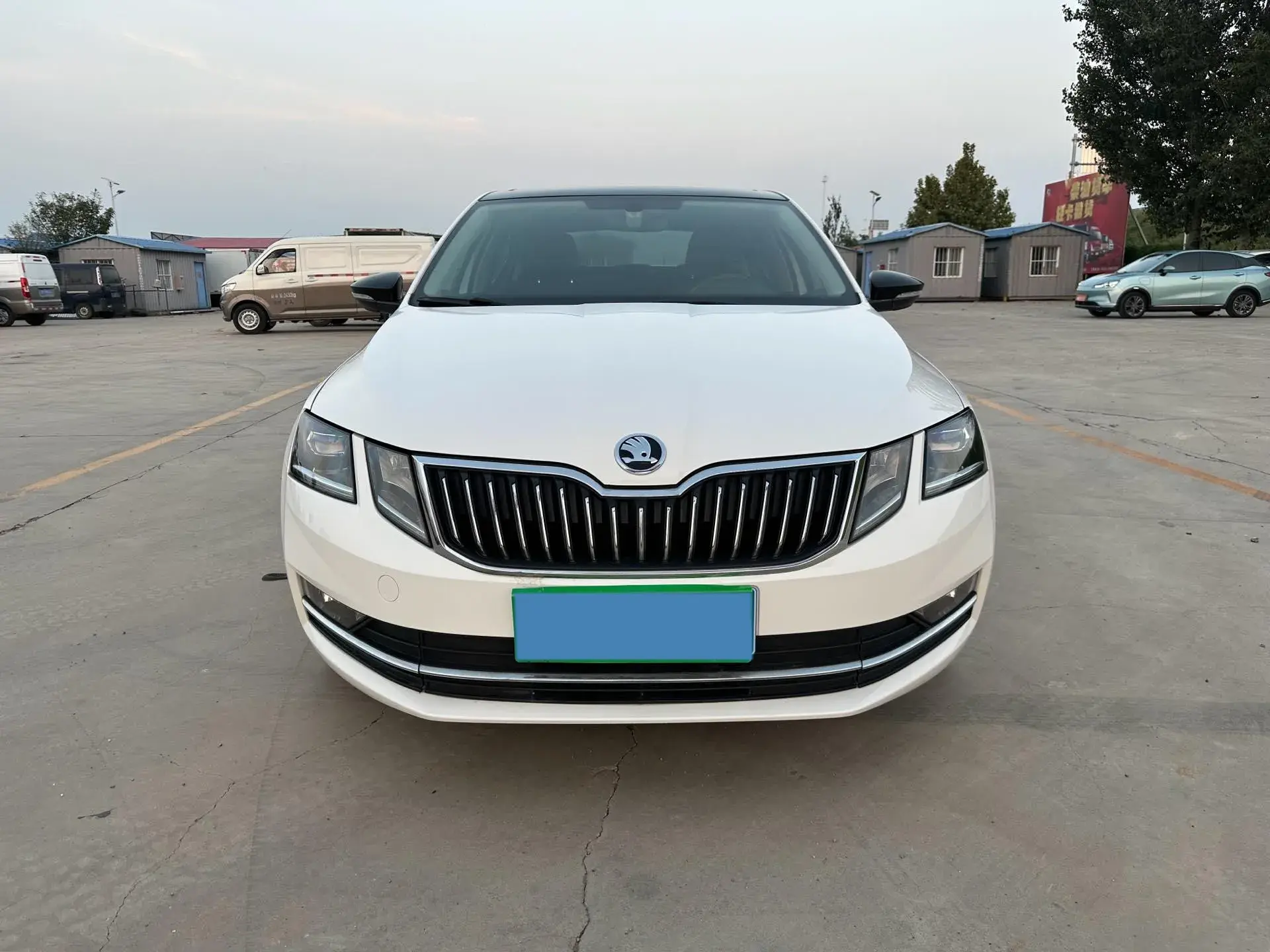 2018 SKODA OCTAVIA thumbnail 2